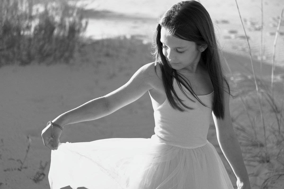 073 gulf shores family beach portraits.JPEG