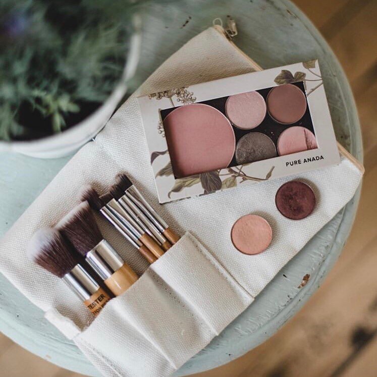 Compacts2.jpg