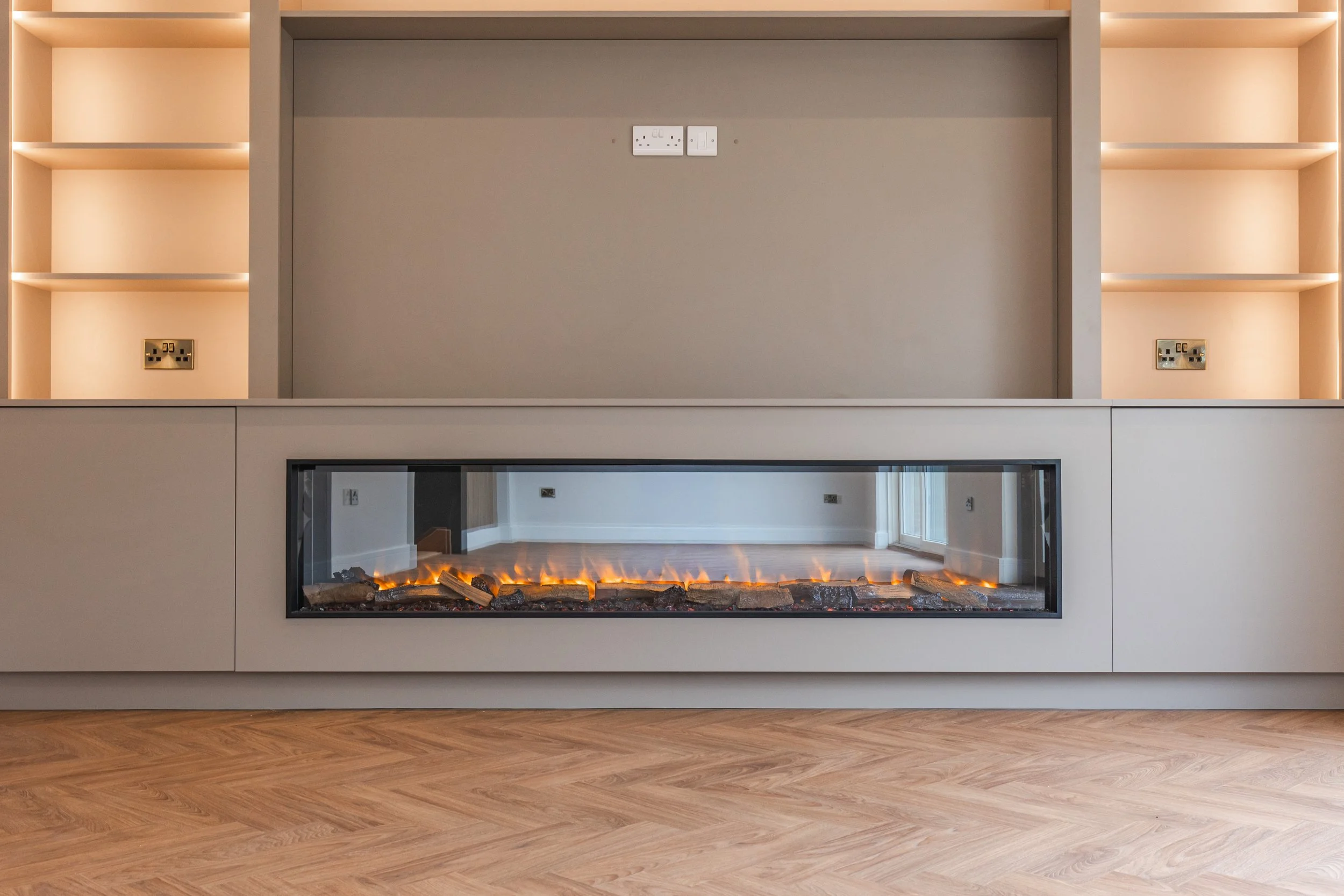 Integrated Gazco electric fire within the Media Unit