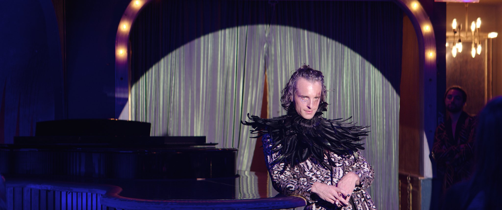 Sequence 01.00_01_37_06.Still011.jpg