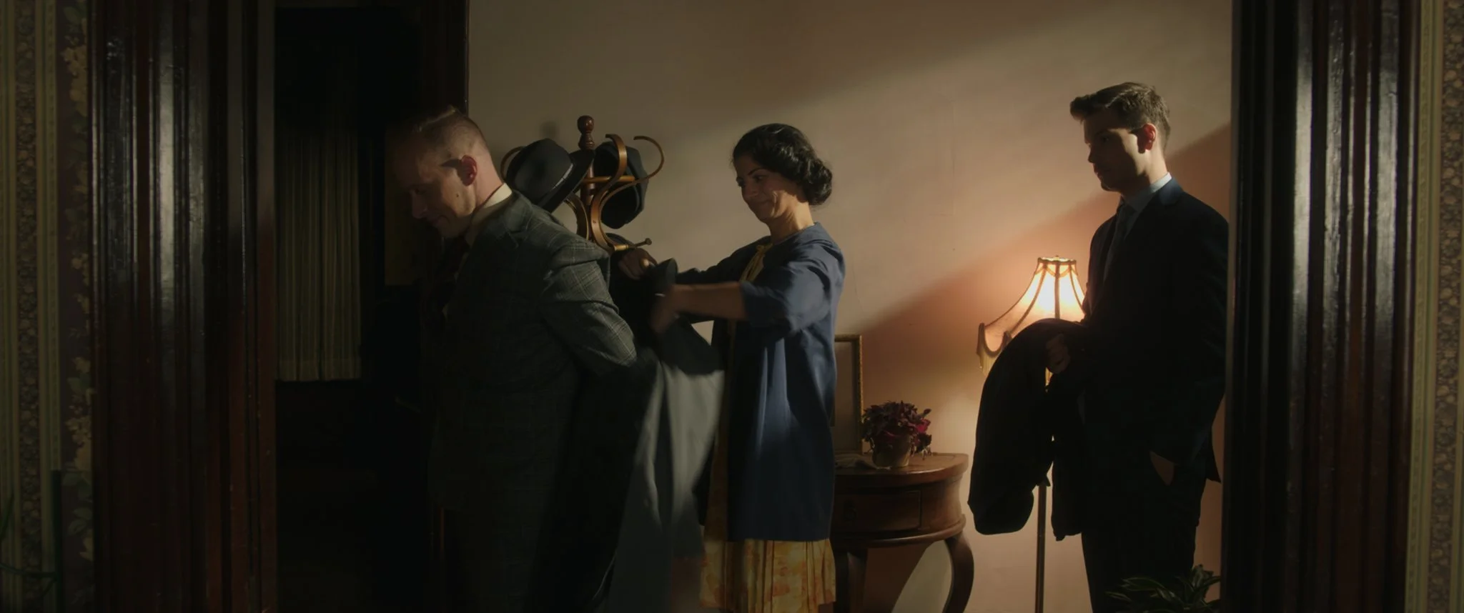 Sequence 01.00_00_21_21.Still002.jpg