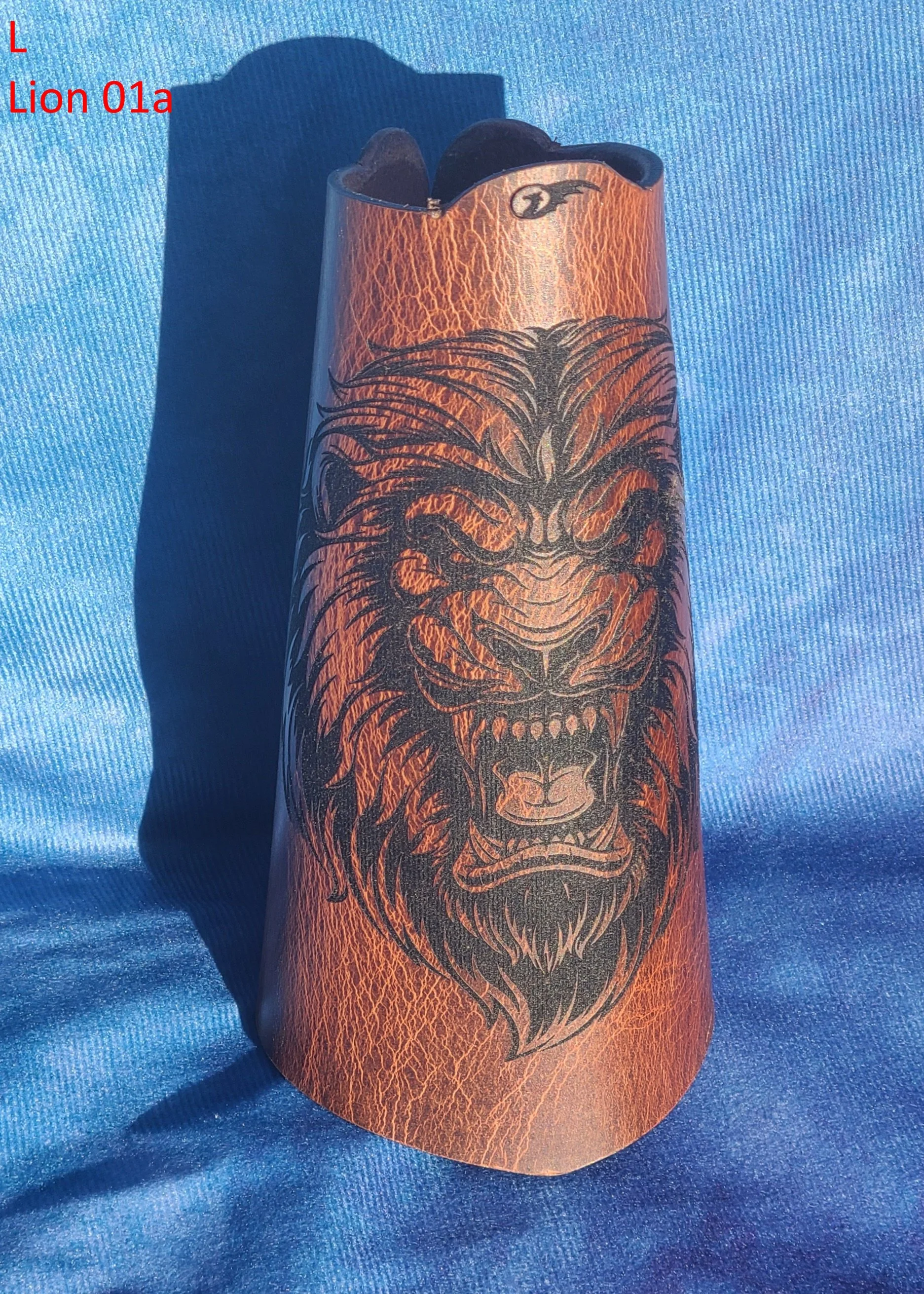 AB Lion 01a Front.jpg