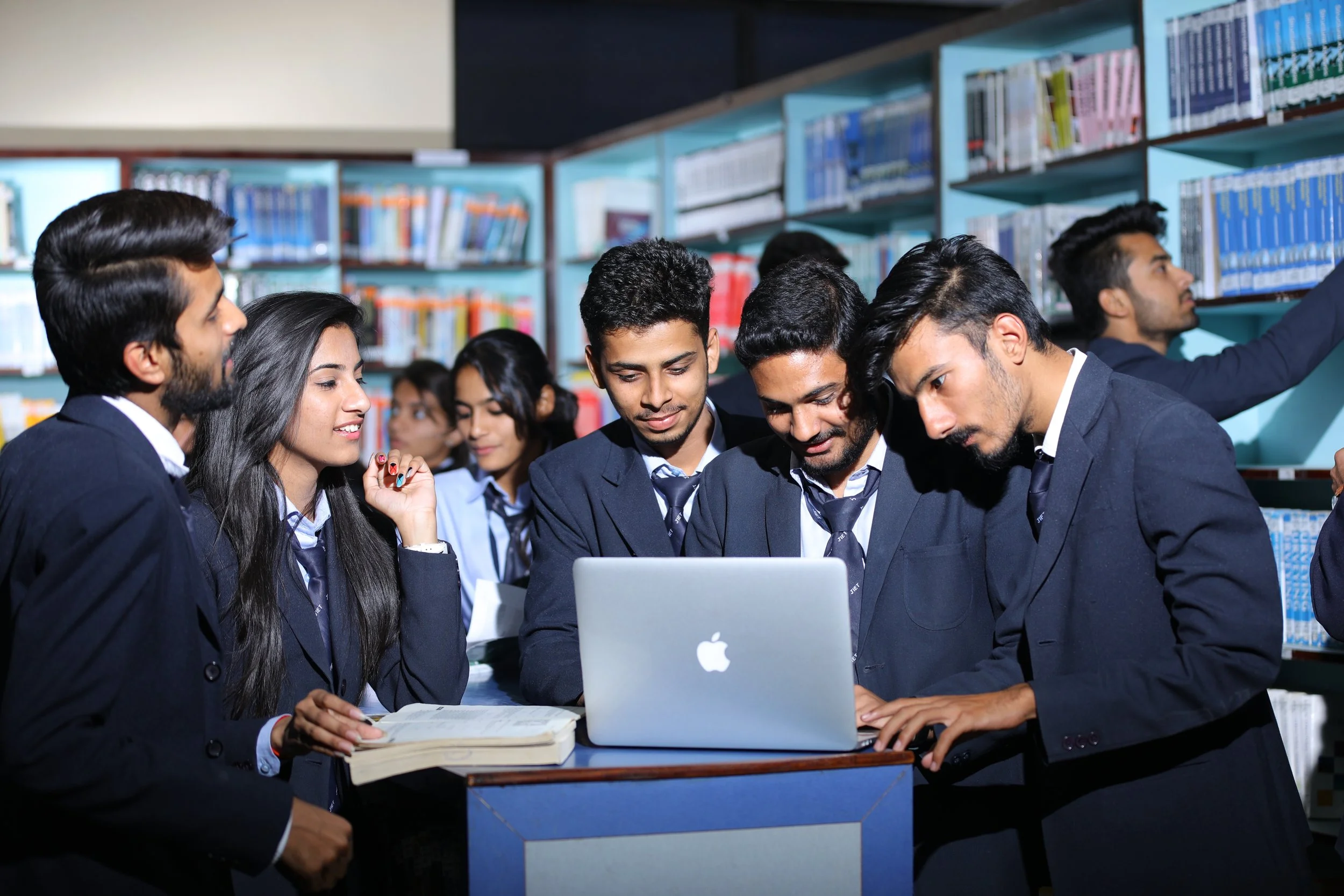 How to Build a Successful Software Engineering Career During B.Tech: Skills, Roadmap &amp; Opportunities