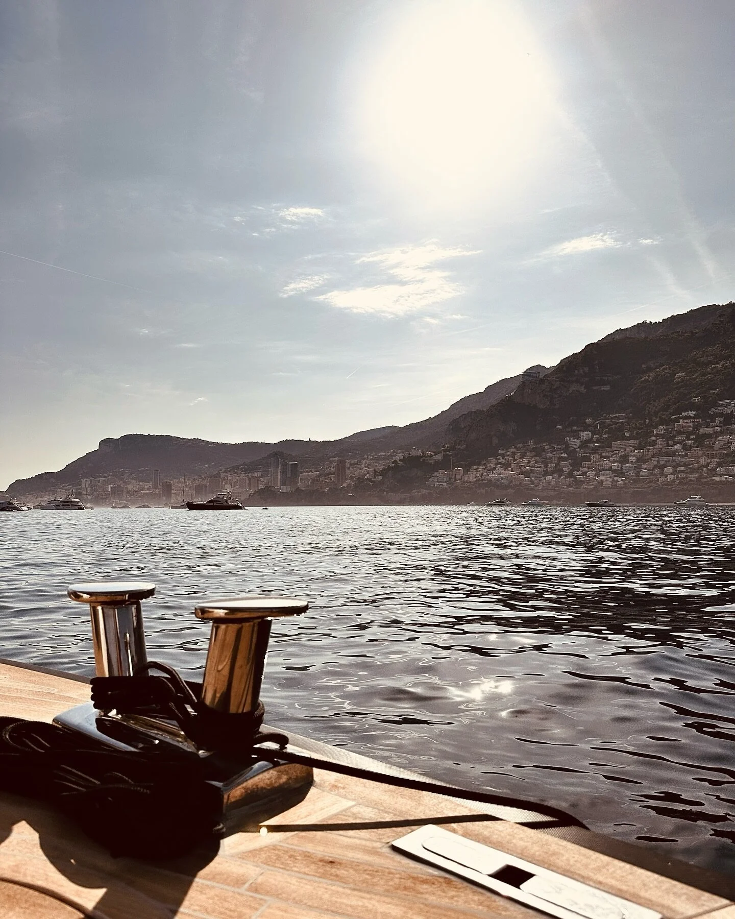 📍Elevate your well-being to new heights with Apex - anywhere you choose to be. 
⛵️
Tailored to the elite, our approach ensures your health and fitness journey is as unparalleled as your success. Join the ranks of the exceptional. 
#EliteFitness #Ap