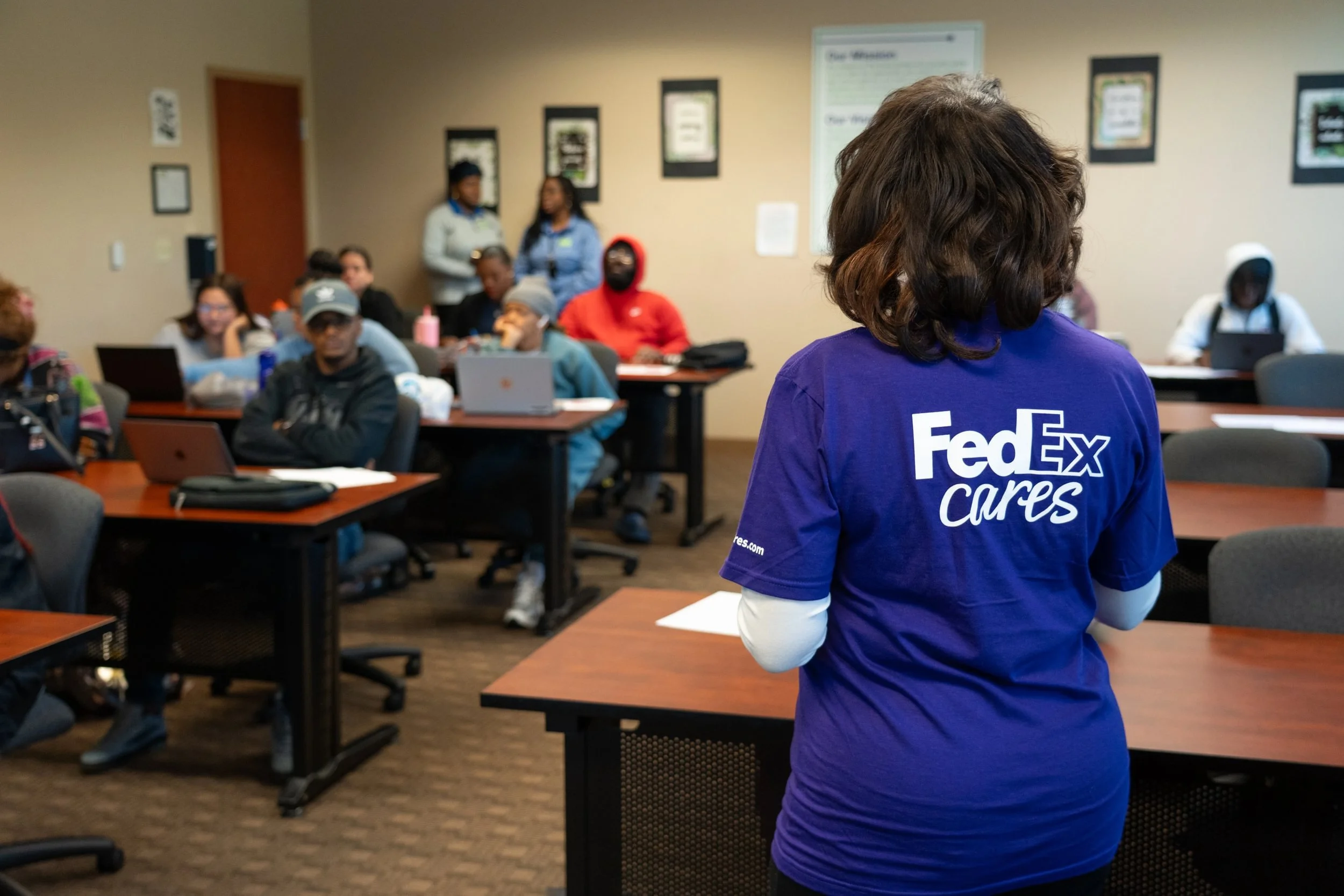 A7_02053_26-10216-MC- 11-12 FedEx Memphis - Large.jpg