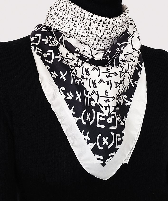 FOULARD_CLOSE-UP.jpg