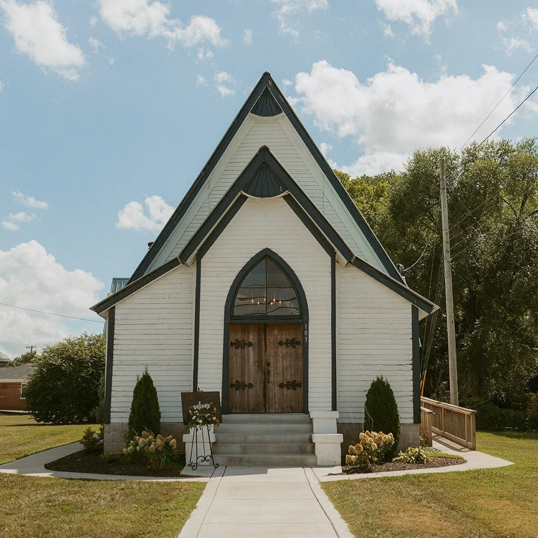 May this magical season fill your heart with joy and love! 🎄. 
May your days be merry and bright, and may you find someone who loves you for who you are (even when you wear those ugly sweaters). 💕
.
.
Reach out to make your 2026 wedding vision a re