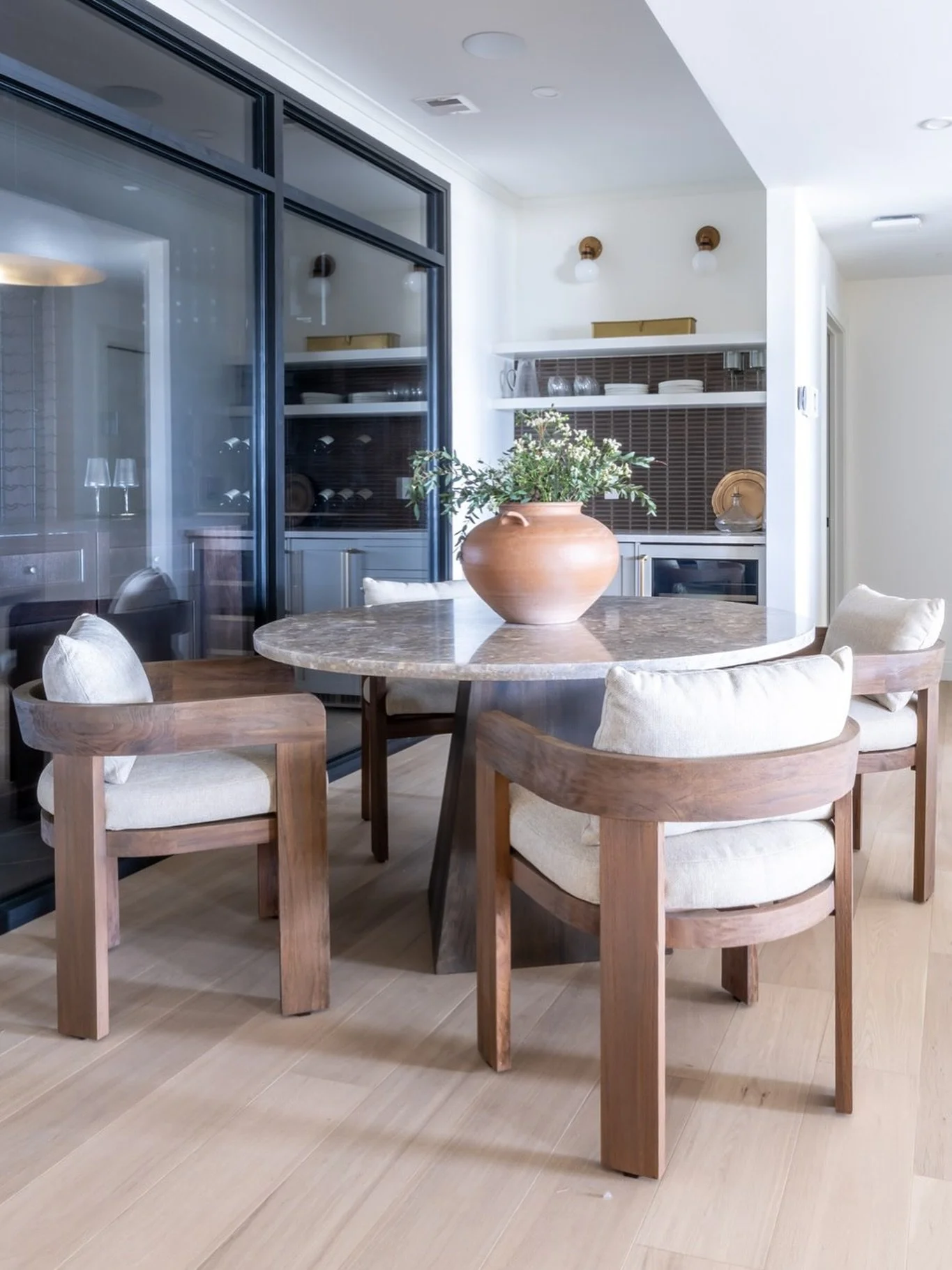 Luxury isn&rsquo;t loud 📣&hellip;. It&rsquo;s felt.
Each line, texture, and finish was chosen to create harmony that lasts in our clients custom build home and we didn&rsquo;t treat the basement any different, it&rsquo;s tailored to our clients like