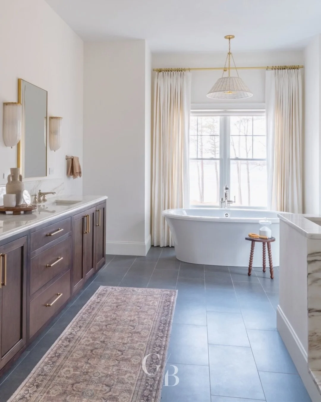 Bathrooms seem simple on paper.

In reality, they carry hundreds of decisions.
Most of them happen long before tile is installed or fixtures are selected.

Layout shifts by inches that change how the room feels. 
Wall depths that impact storage.
Ligh
