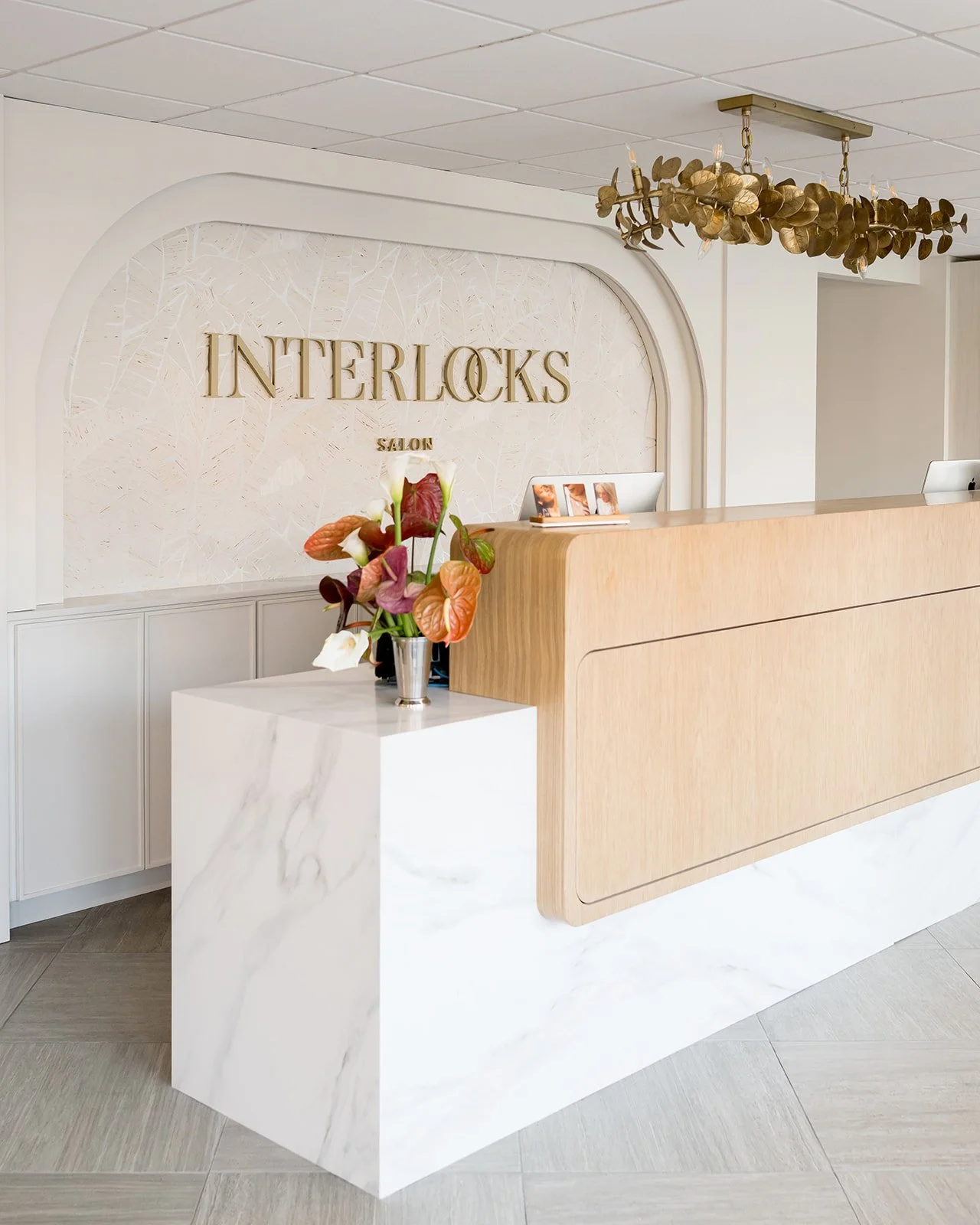 luxury-commercial-reception-design-massachusetts-gina-baran-interiors.jpg