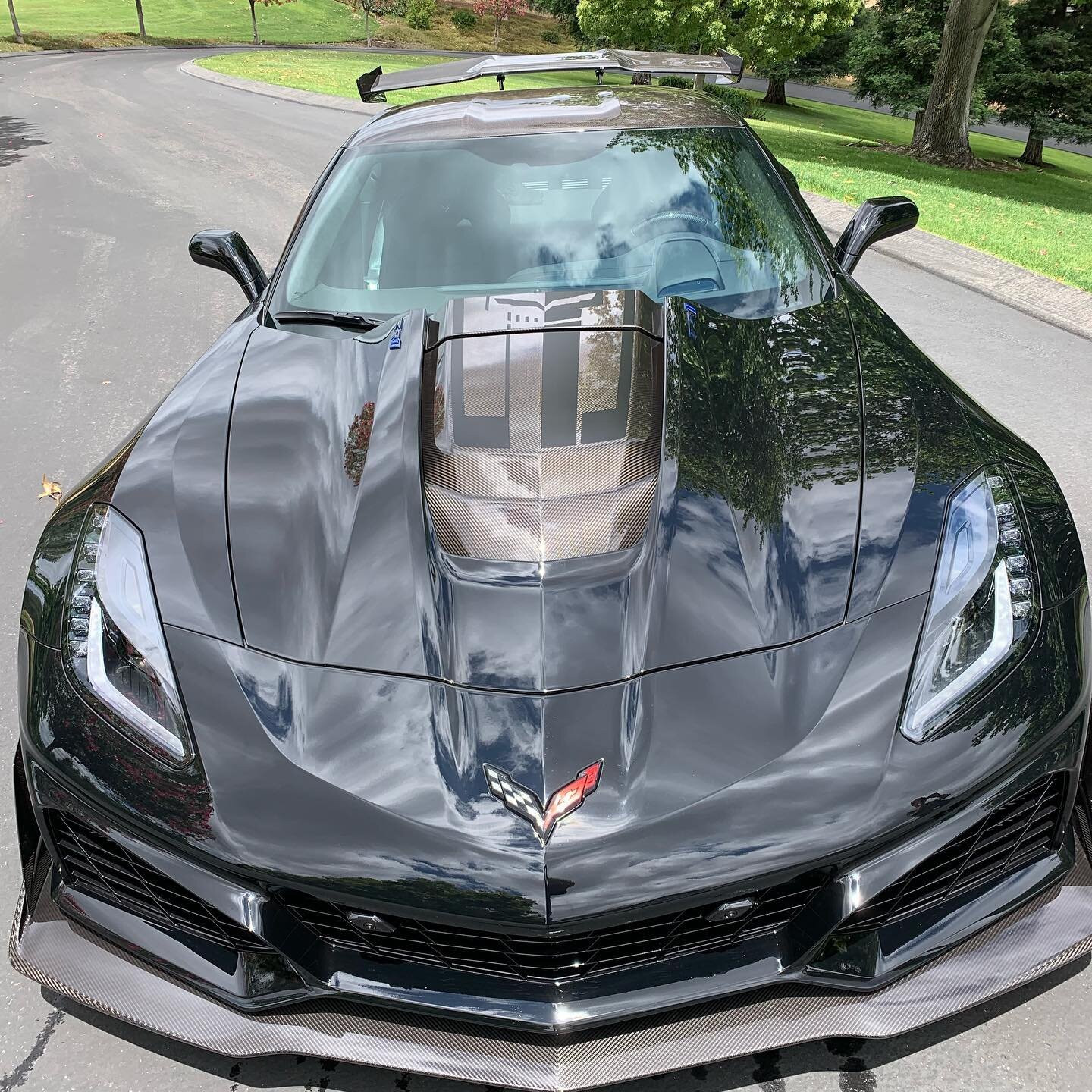 ZR1 beautifully paint corrected and ceramic coated! Might top the charts as my favorite to date with all the carbon fiber! #corvette #c7 #zr1 #ceramiccoating #detailing
