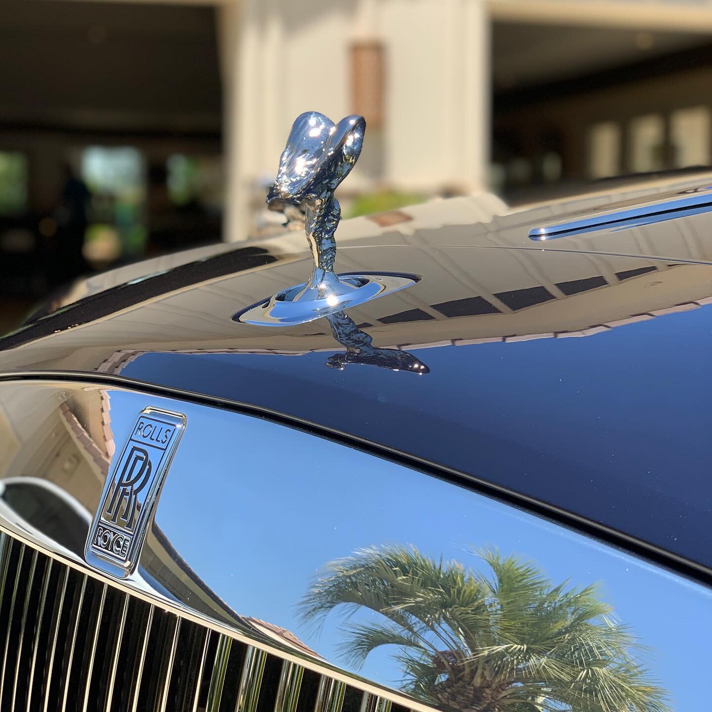 Keep the vision clear, and the goals achievable! Rolls Royce Dawn ready for those summer cruises. #detailpros #rollsroyce #dawn #ceramiccoating #centralvalley #fresno