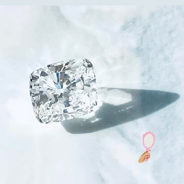 🏰 It feels like a fairytale with this dream 7.13 carat Cushion, GIA 🎠 DM for inquiries on this diamond or any other you are dreaming about 🧚🏼&zwj;♀️

#wavediamonds #wavediamondsla #7carat #7carats #7caratcushion #7caratdiamond #7caratdiamondring 