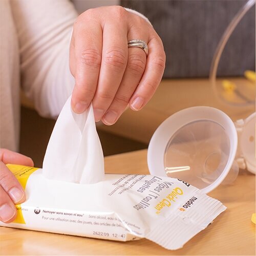  Quick Clean Breast Pump and Accessory Wipes, 24 Count