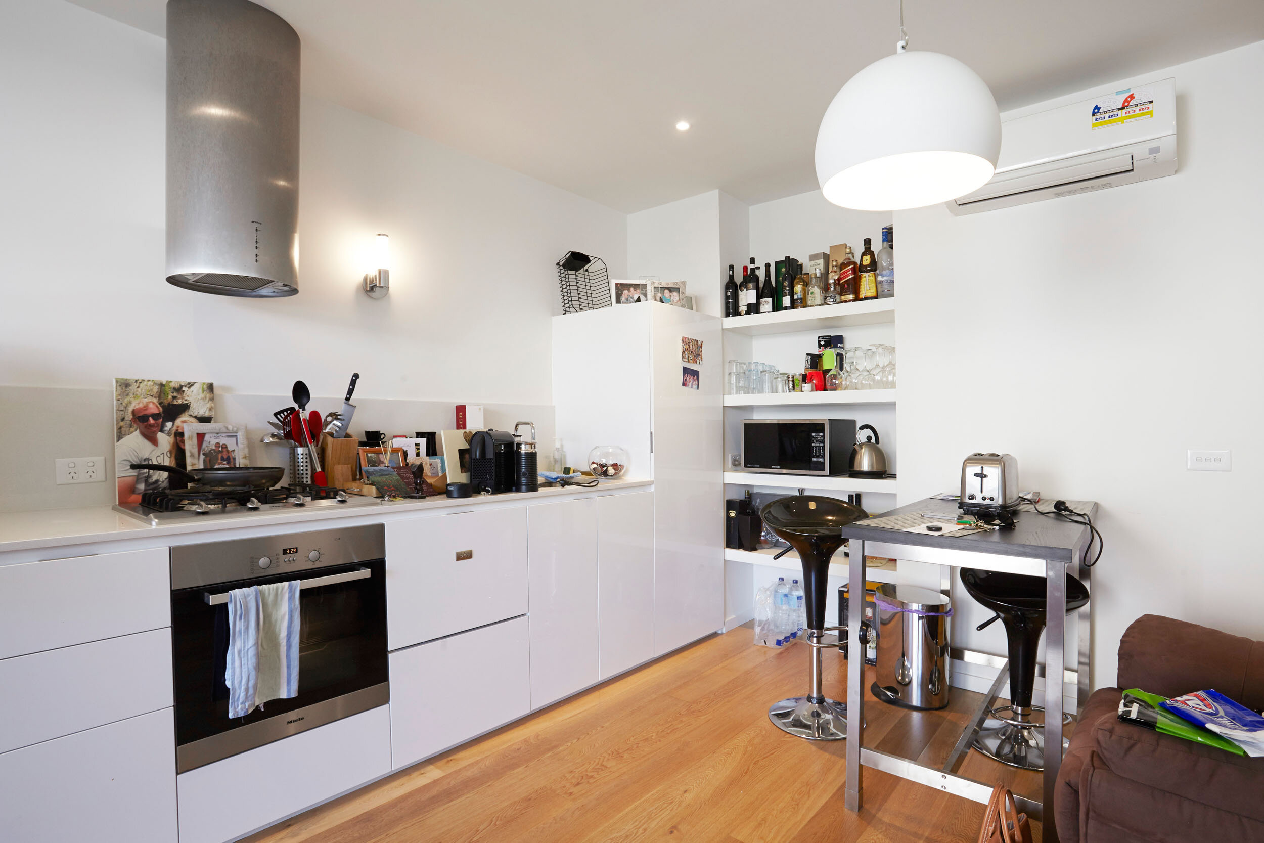 CLUTTER_UAR854_26Broadway_013.jpg