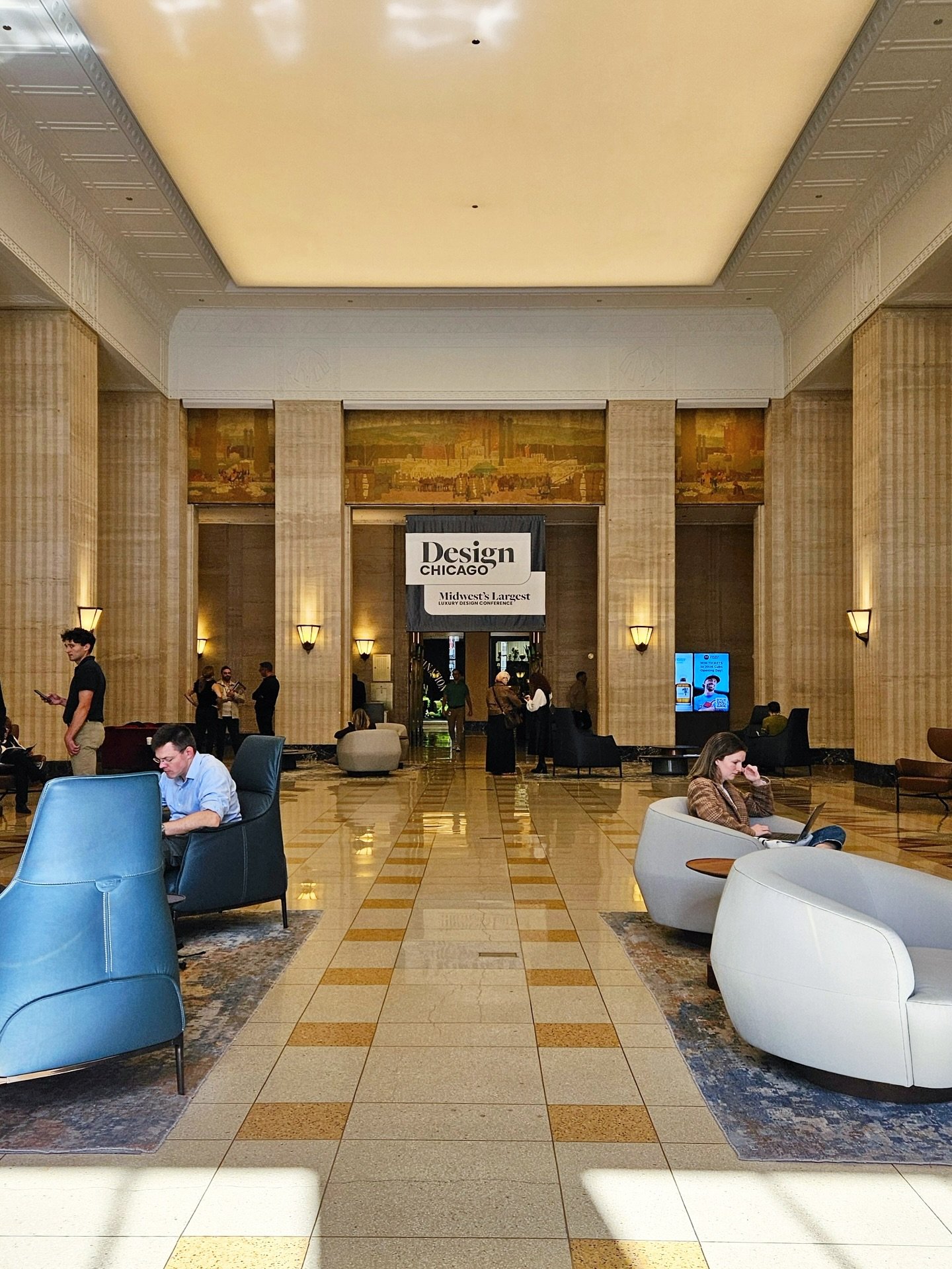 What a fun time at Design Chicago this week! Loved catching up with so many familiar faces. Thanks @merchandise_mart!