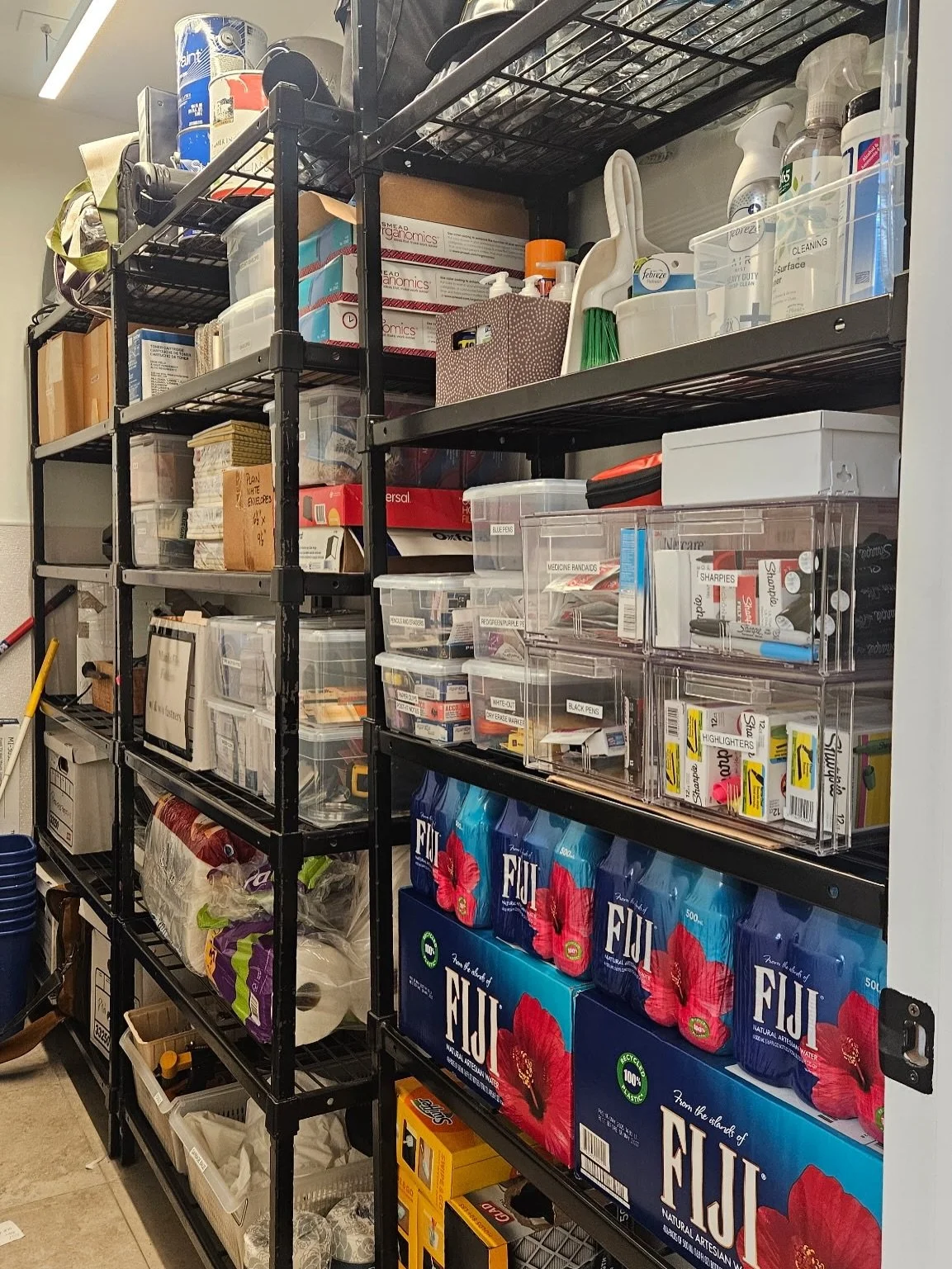 A quick refresh in the office closet today ✨ Even your snacks and paper goods deserve a little organizational love