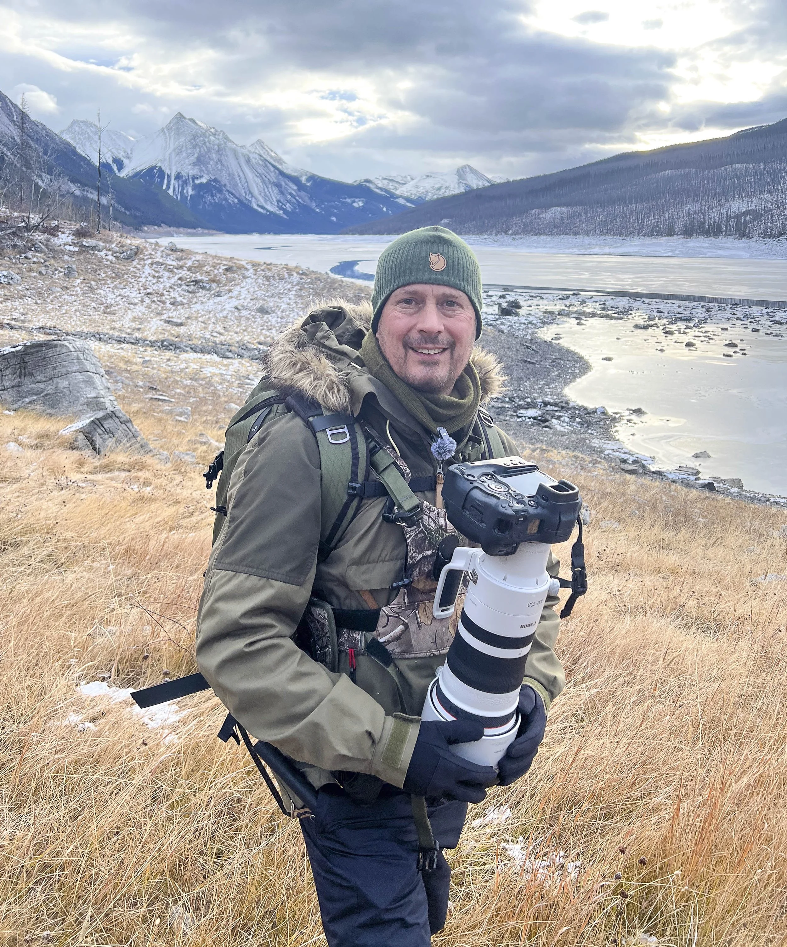 Riding The Canadian: Testing the Canon RF 100–300mm f/2.8L IS - on a Transcontinental Journey