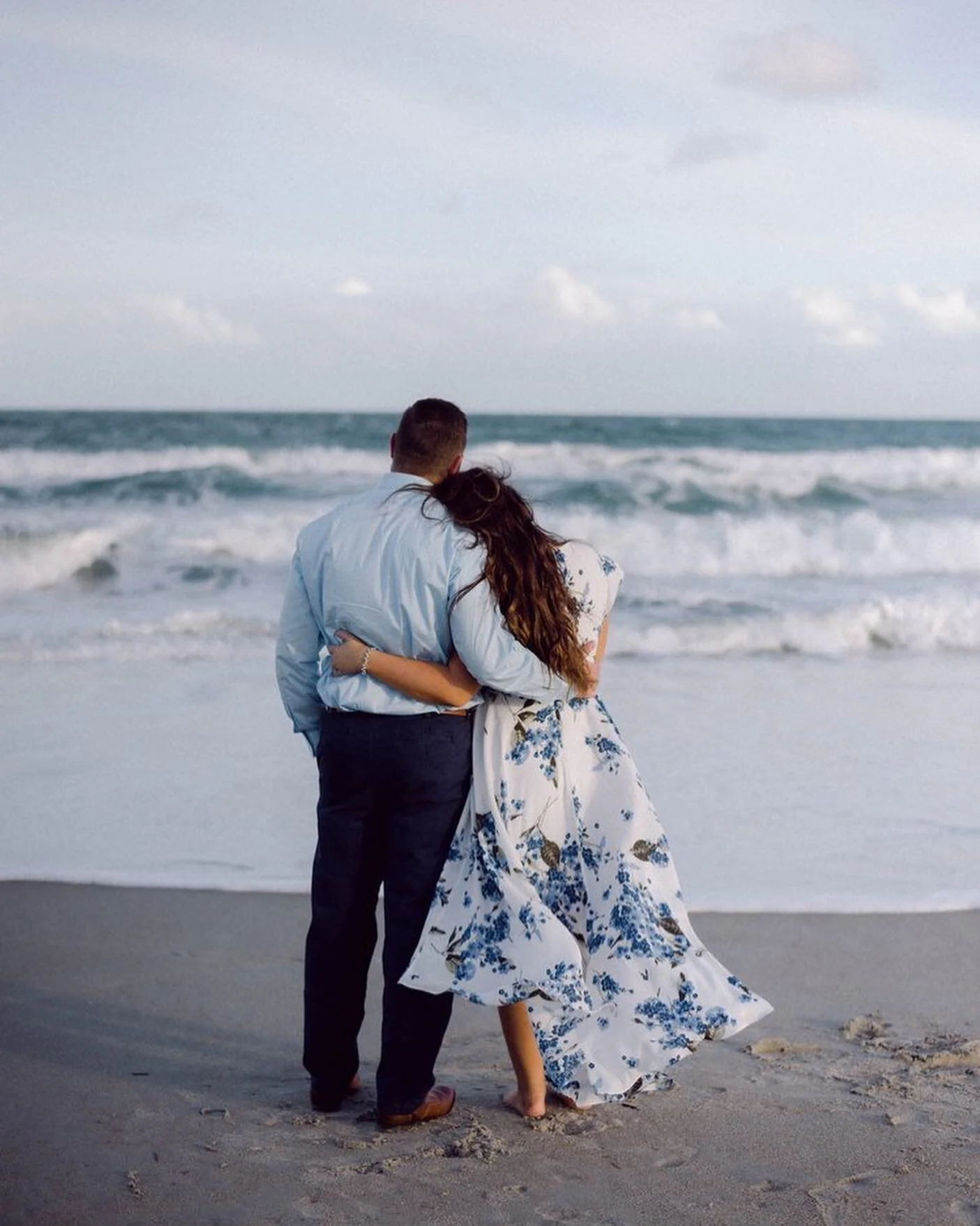 Wrightsville Beach in the Fall; a perfect time for engagement photos 😍 #wrightsvillebeachnc