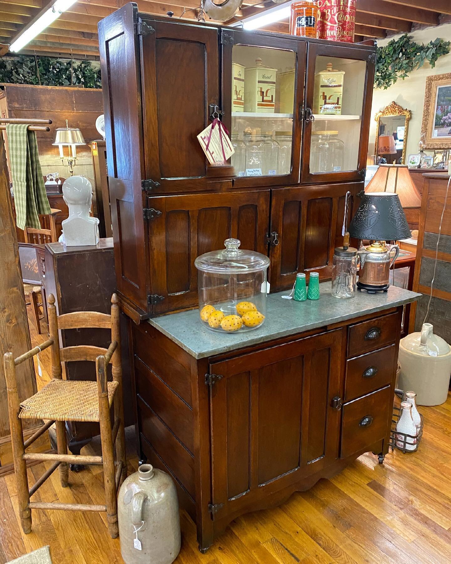Boone kitchen cabinet circa 1930s.... Original hardware and tin working surface.... Exceptionally restored.... Offered at The Antique Market in Clinton Tennessee....