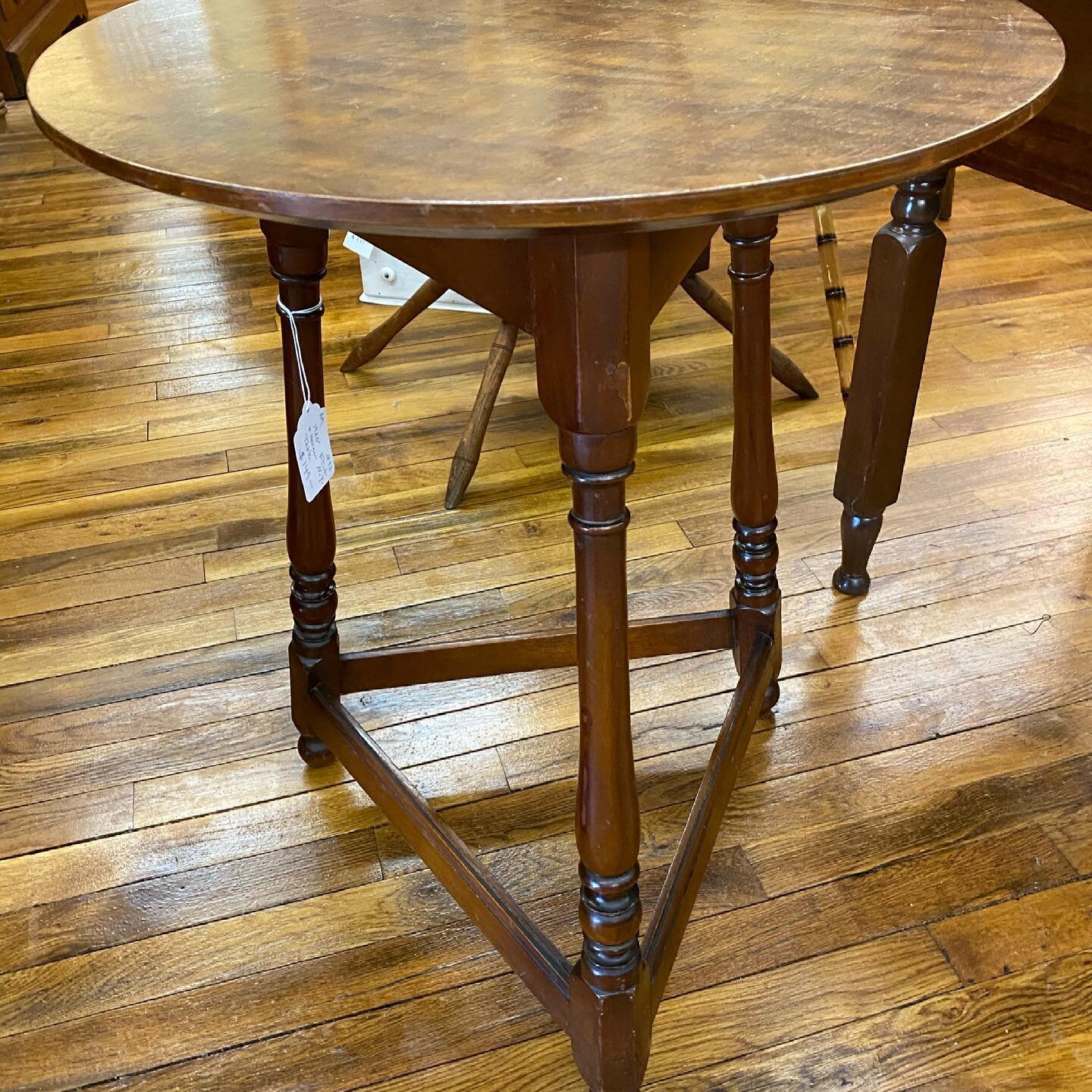 1920s 3-legged side table... marked Flint &amp; Horner Furniture Company, New York.... Offered by Art&rsquo;s Antiques at The Antique Market in Clinton Tennessee....$149