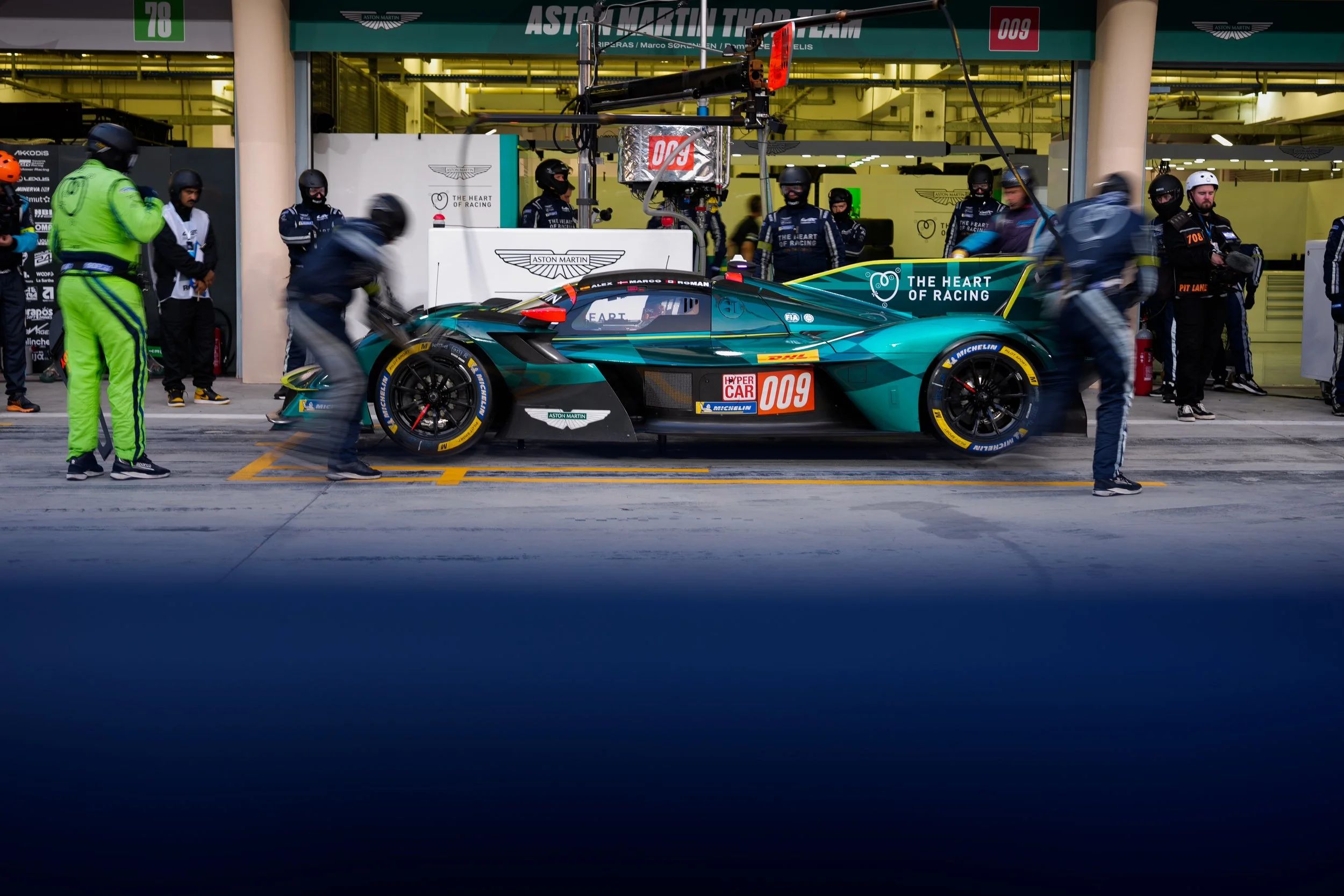 WEC825_110716354322403ND.jpg