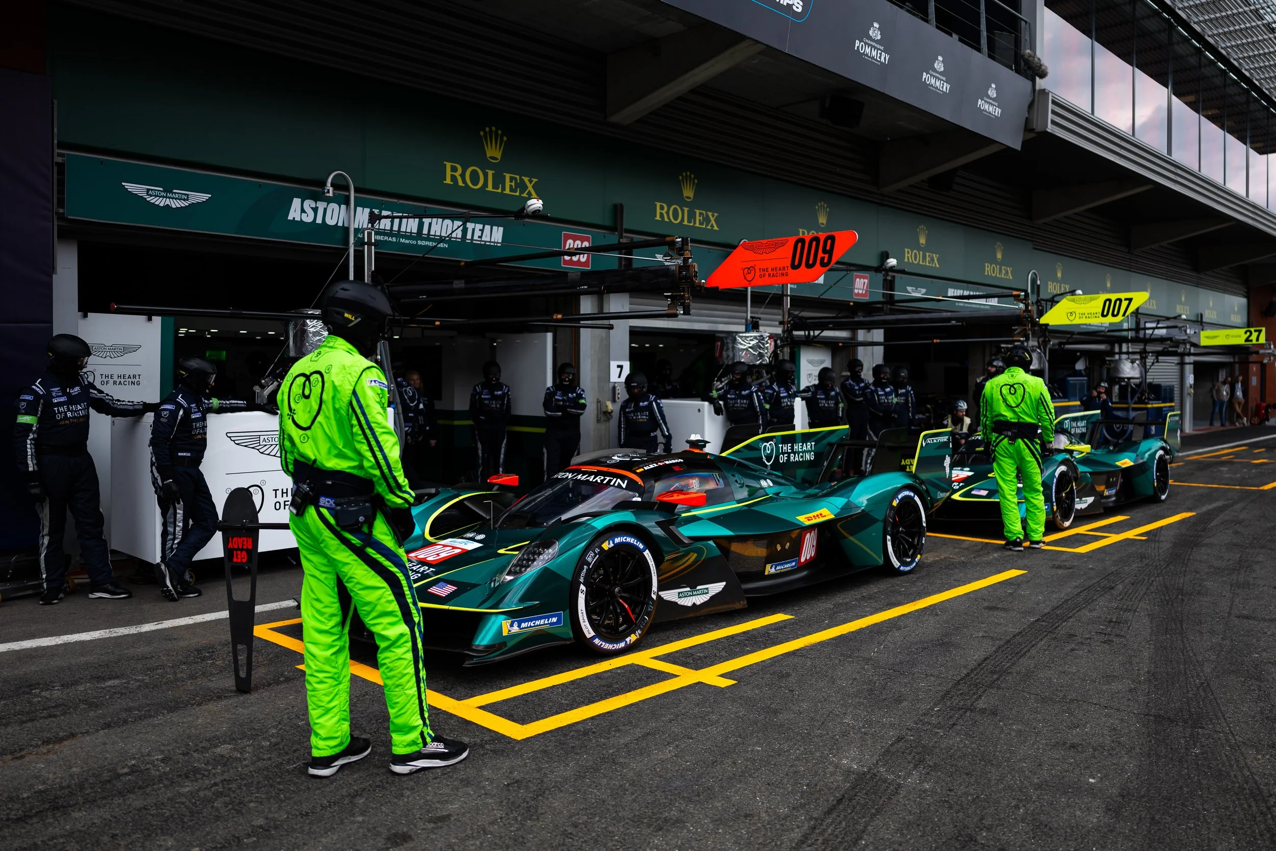 WEC226_050815163711792JJ.jpg