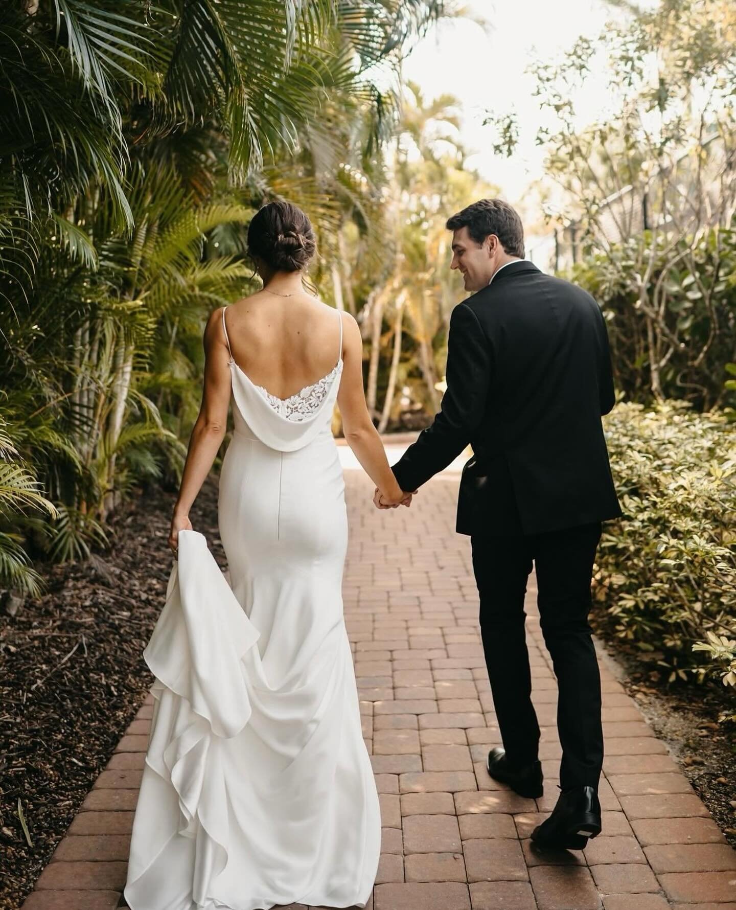We love a good back.✨ How stunning did this beauty look in the 2377 by @mikaellabridal?!

Photography: @katherinechapmanphoto
Bride: @ashley.j.peterson
Wedding dress: @mikaellabridal via @annikabridal✨

#lowbackweddingdress #weddingdressgoals #weddin