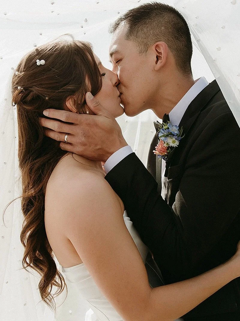 Have we mentioned lately that we have the best brides?!✨ And how stunning did our beautiful bride @jadalexachan look in the Celine gown by @madewithlovebridal?

Photographer: @courtamberphoto
Venue: @mickelsonnationalgolf
Florals: @lizfloristyyc
Arch