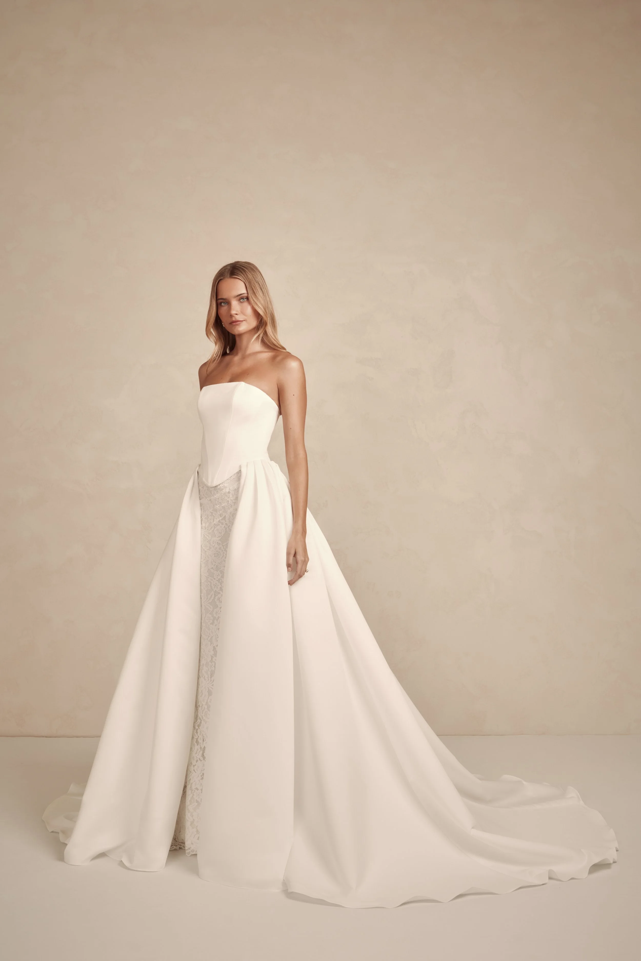 francesca-wedding-dress-made-with-love-bridal-taneisha-web-2.jpg