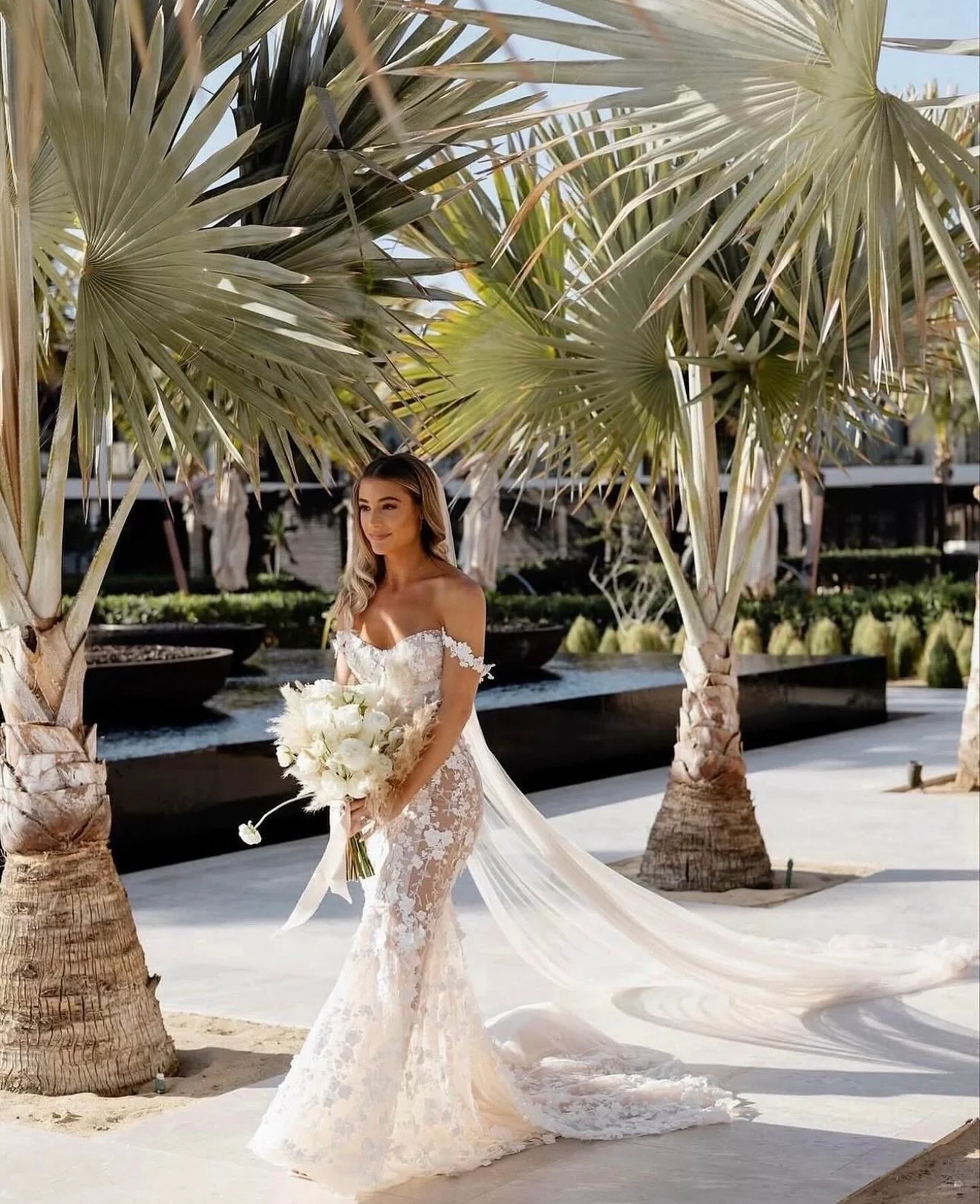 Forever crushing on the Maya gown by @galialahav.✨ Can you blame us?! This gorgeous bride looked incredible in it!

Photography: @la76photography
Bride: @hannahyafit
Planner:@creativedestinationevents
Beauty: @loscabosmakeup
Venue: @nobuloscabos
Film