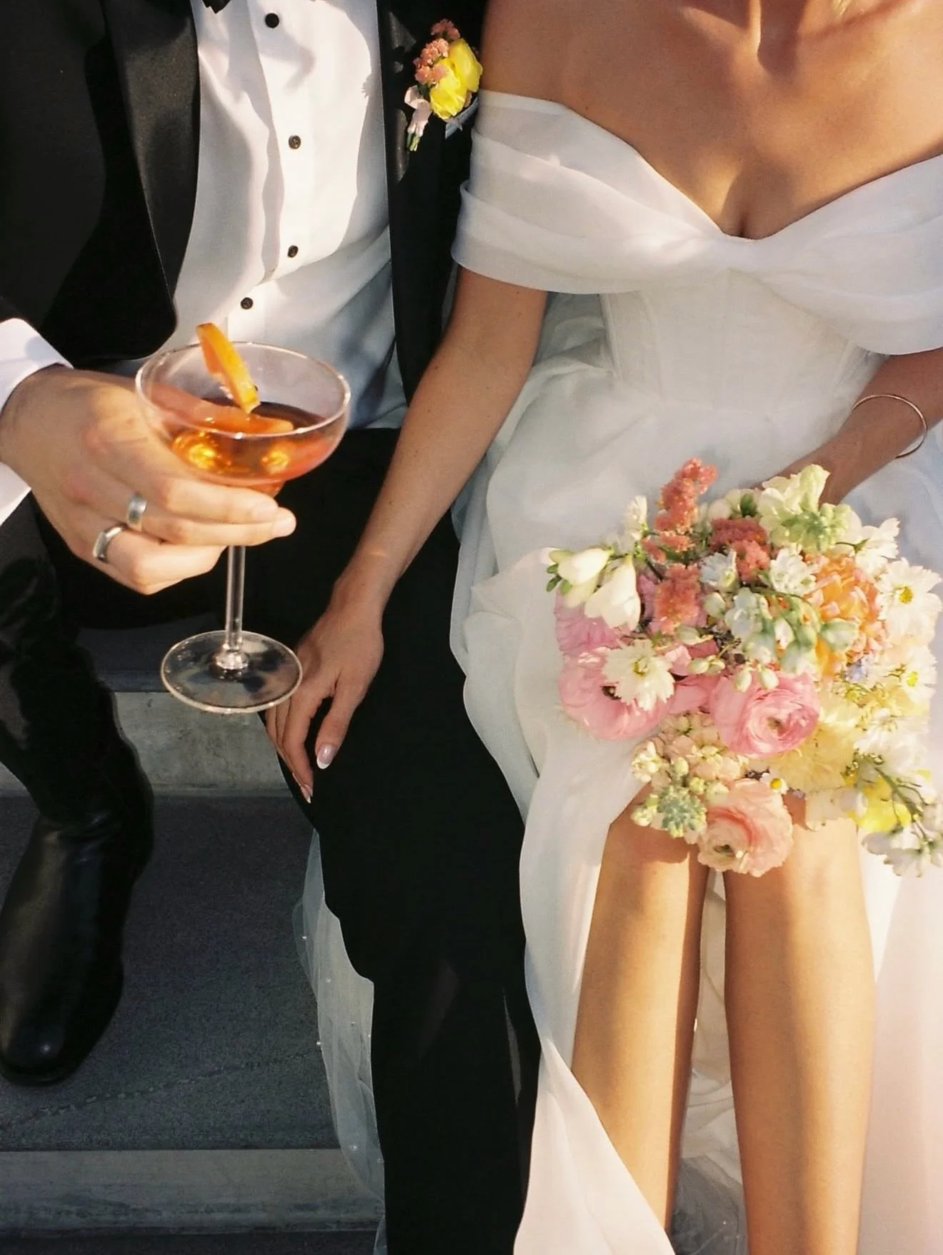 This gorgeous bride looked so chic in the Prestyn gown by @madilanebridal!✨ That updo is some serious hair goals!

Photography: @mallorysparklesphoto
Bride: @laurapowell_1
Venue: @goodwater_ridge
Planner: @mapleweddings
Beauty: @evalynparsonsweddings