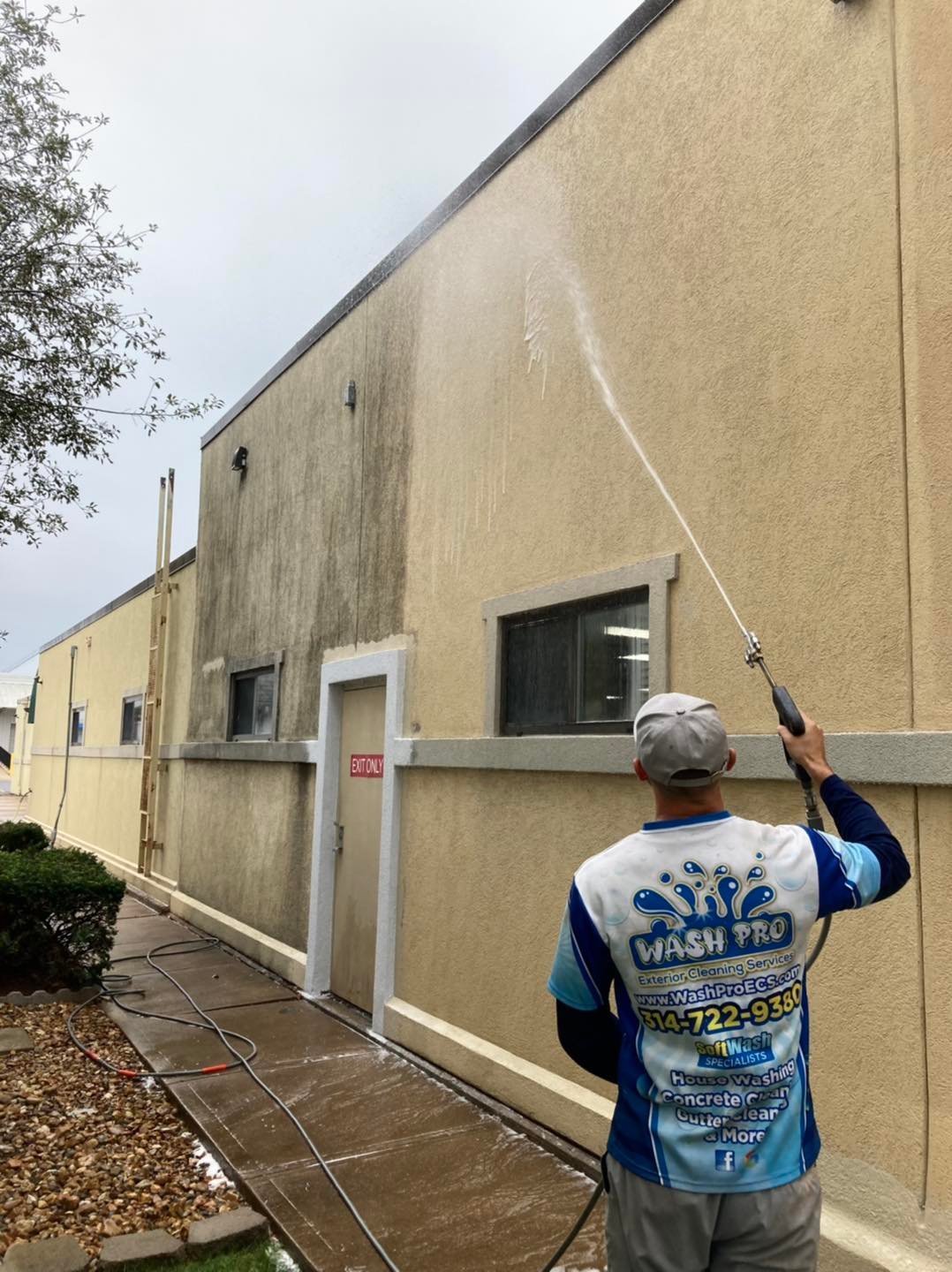 Tennis Court Pressure Washing