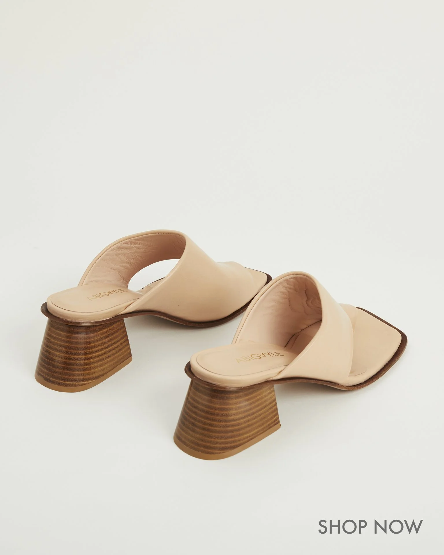 LUPFER SLIDE ALMENDRA 2.jpg