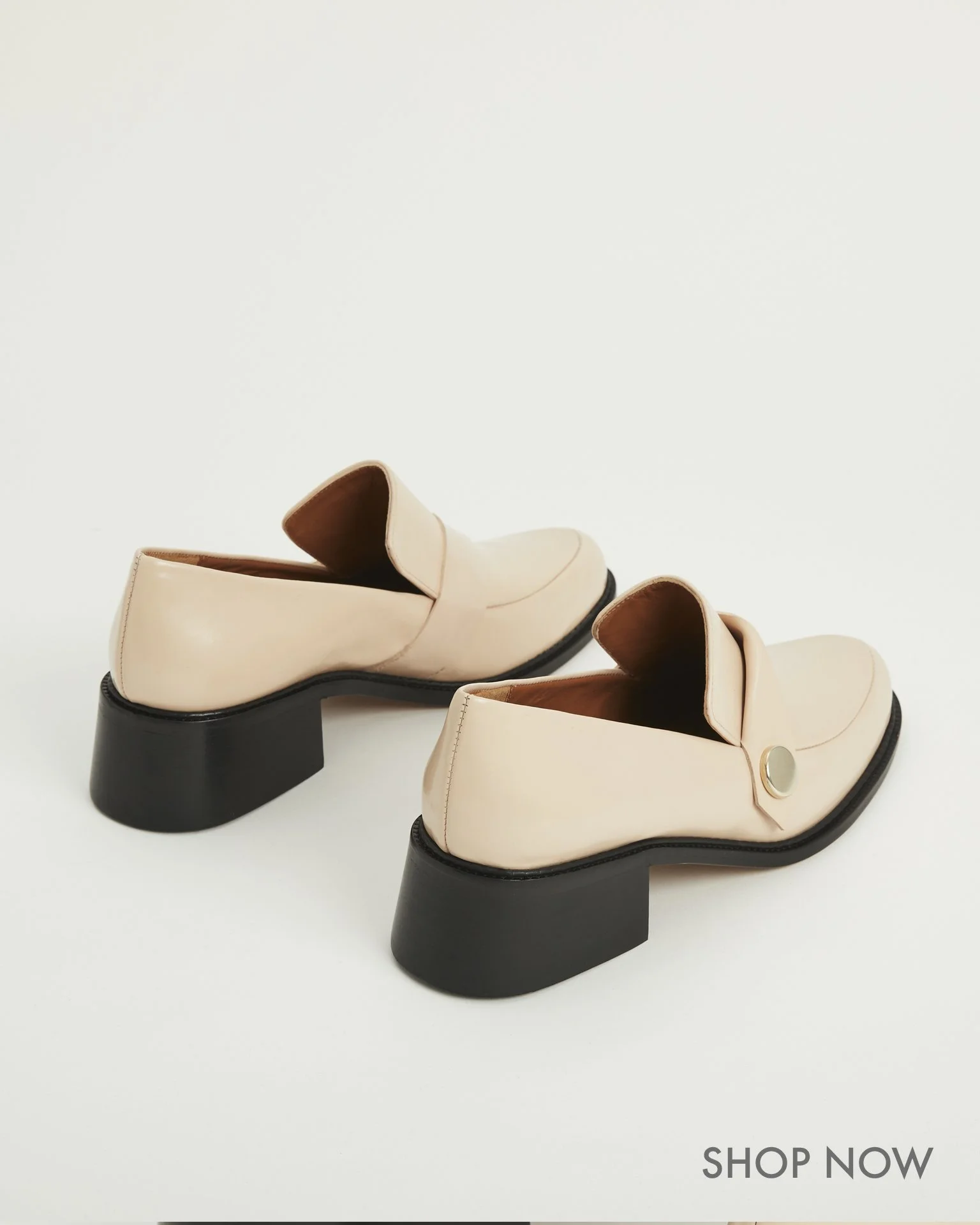 PENNY TWIST MAKE UP 2.jpg