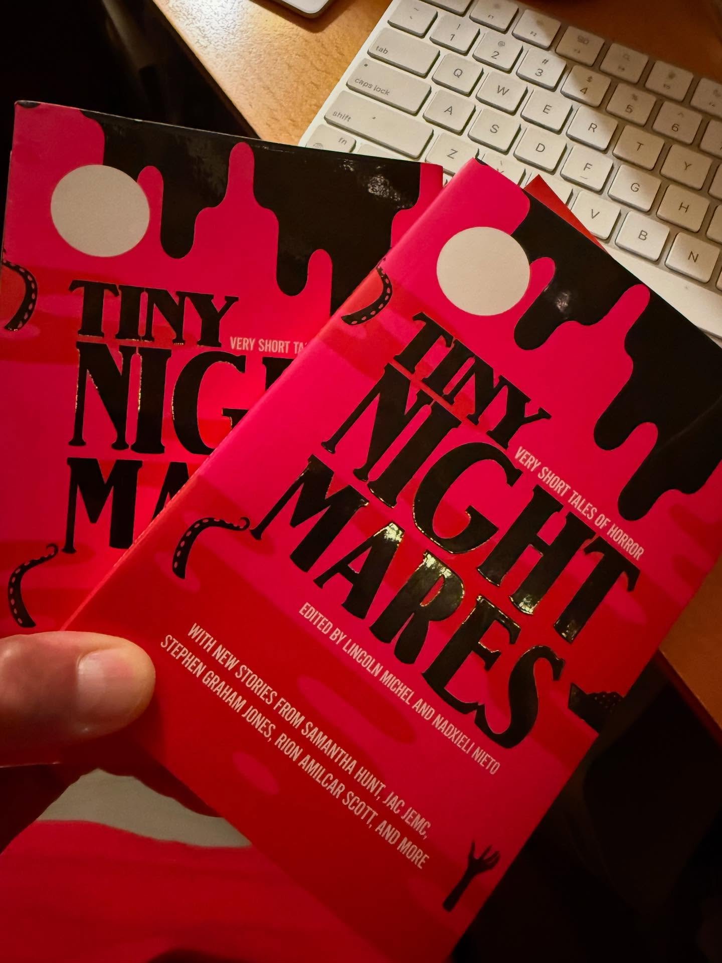 Really enjoying this anthology, Tiny Nightmares. Pulled together by @lincolngram and @nadxinieto, they received some great stories. Thanks to @ambernoelles for the rec. 
#writing #reading