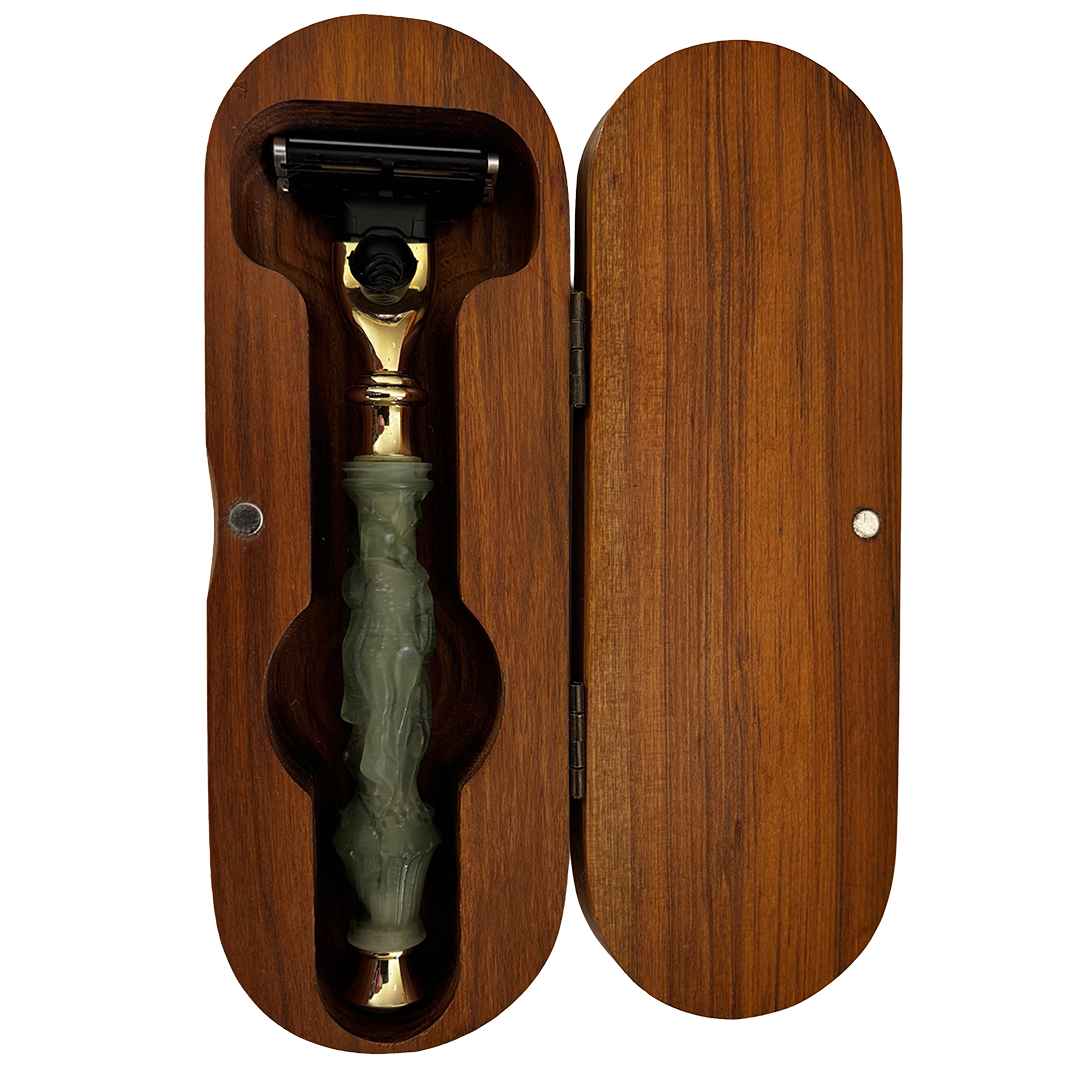 Razor & Case Green.png