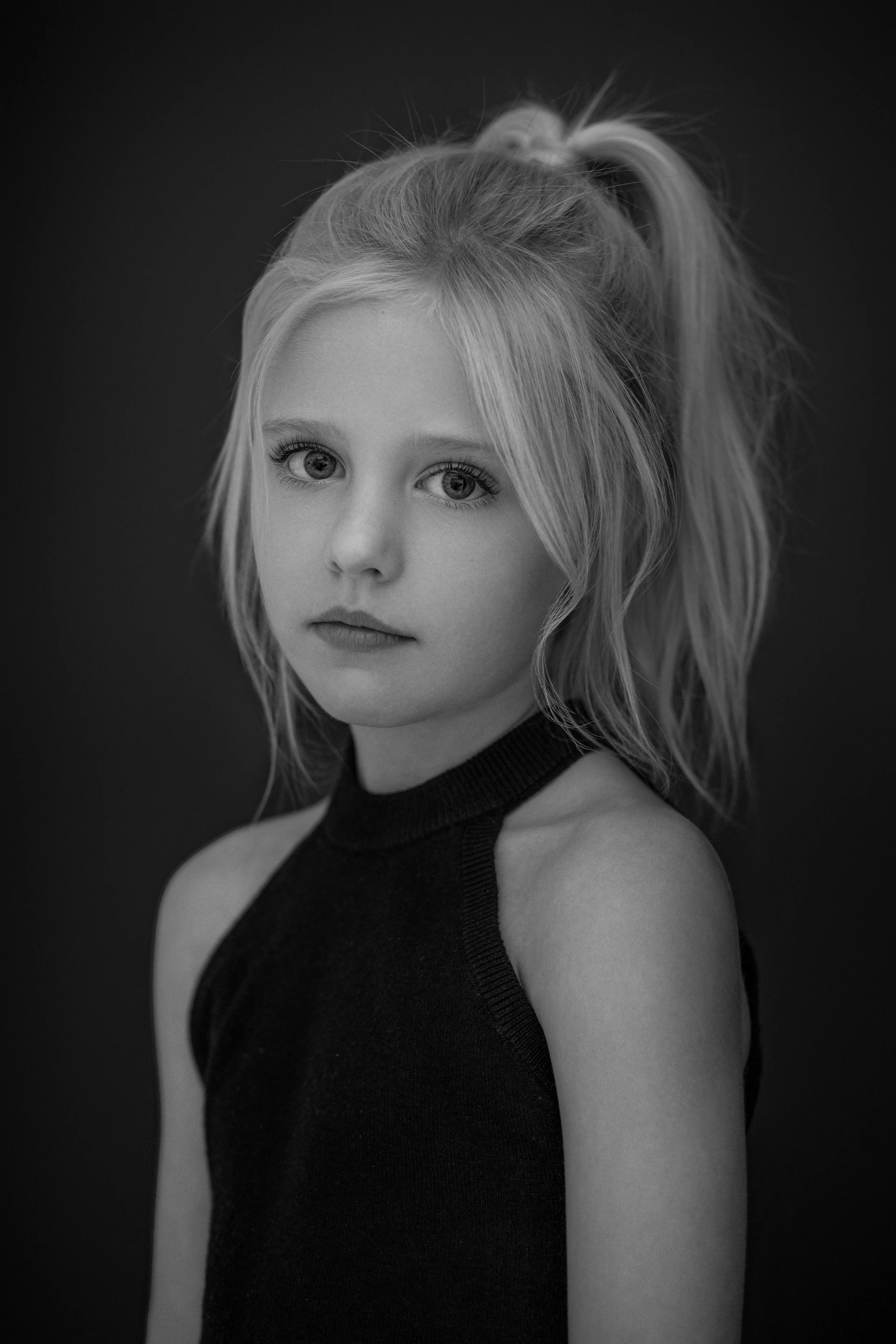 Myla_Giant Jnr_Black and White-1.jpg