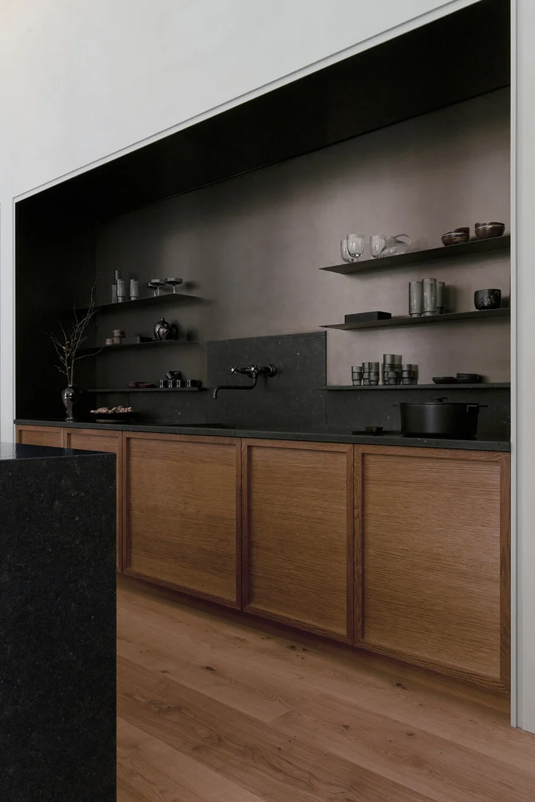 INTERIORS — LILJENCRANTZ