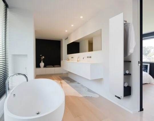 Niva Bath