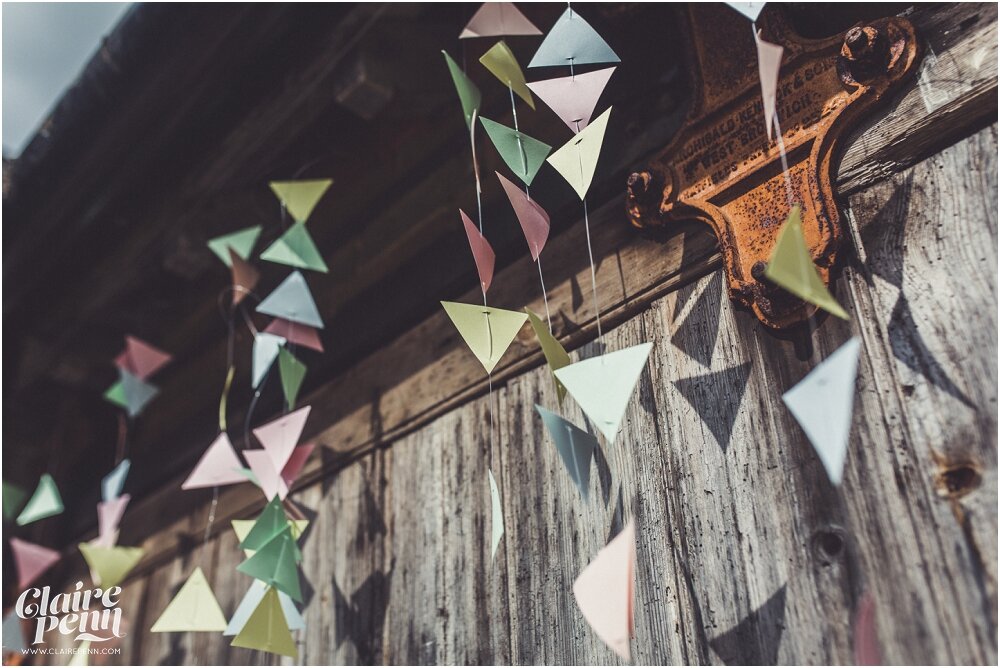 Creative, rustic North Hidden Farm barn wedding in Hungerford Berkshire_0003.jpg