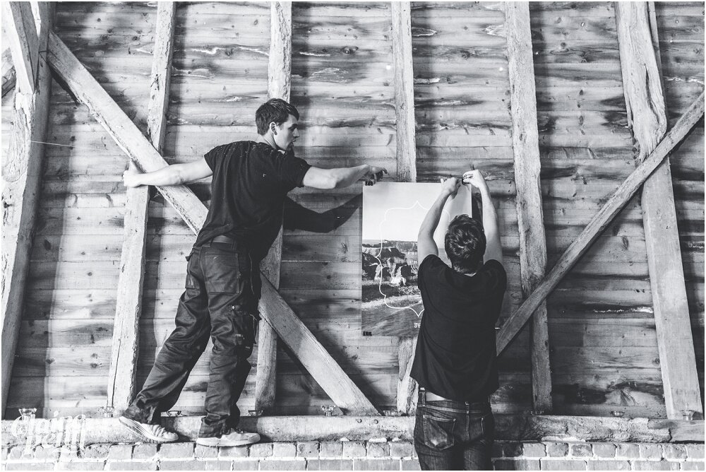 Creative, rustic North Hidden Farm barn wedding in Hungerford Berkshire_0006.jpg