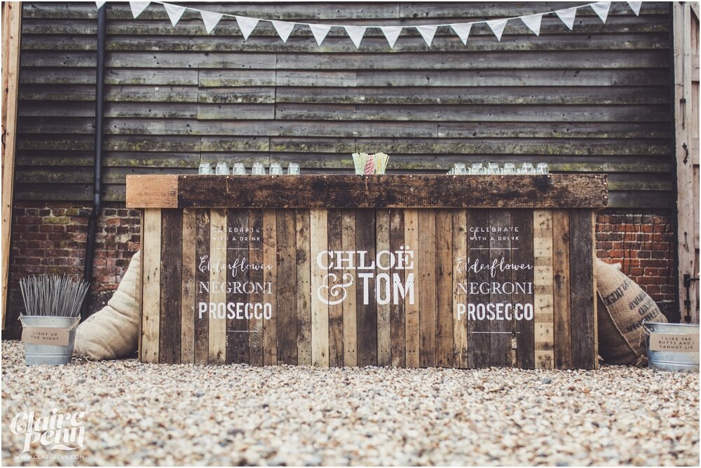 Creative, rustic North Hidden Farm barn wedding in Hungerford Berkshire_0045.jpg