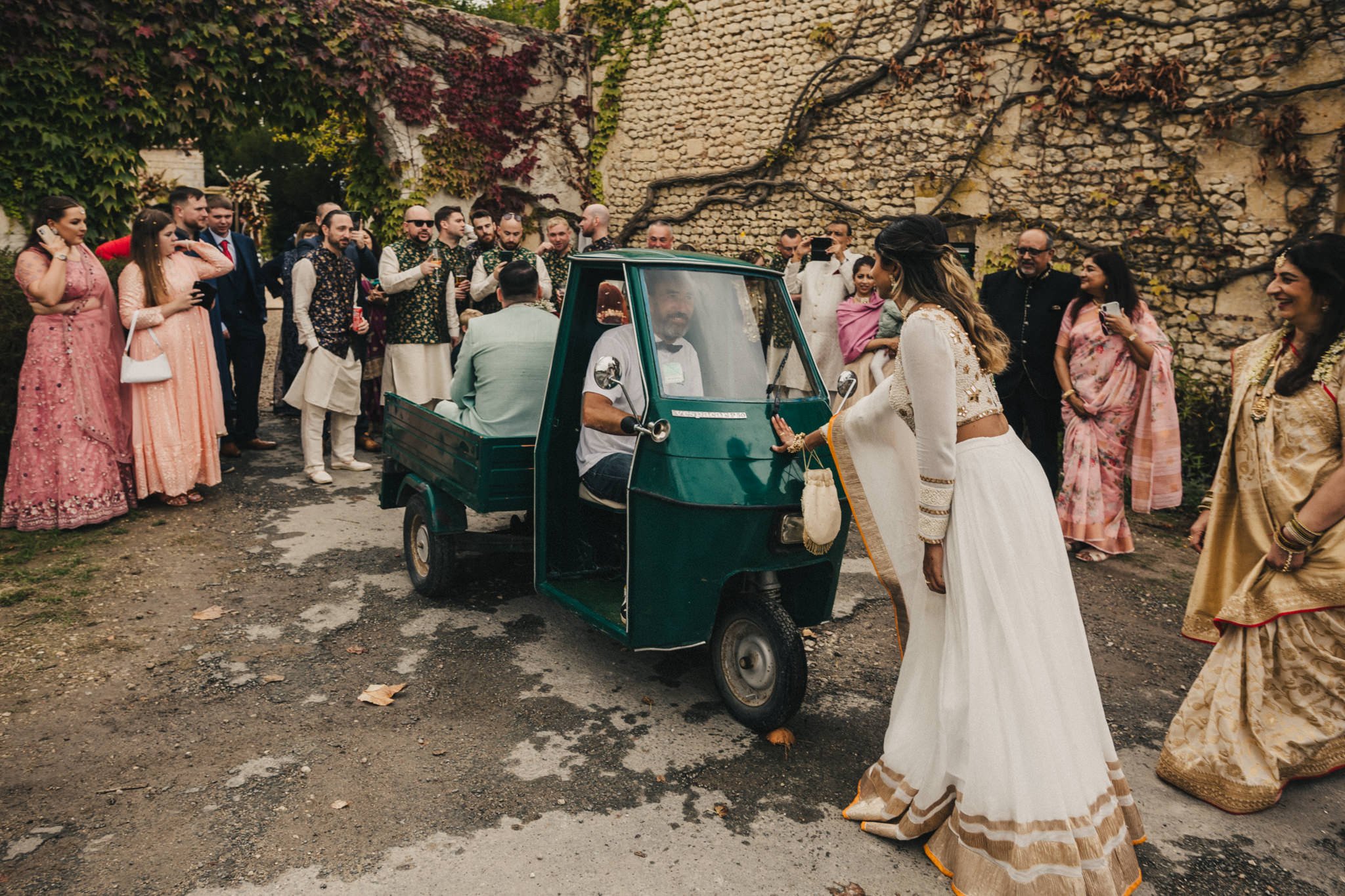 Sonam & David Hindu ceremony Manoir de Longeveau France-054.jpg