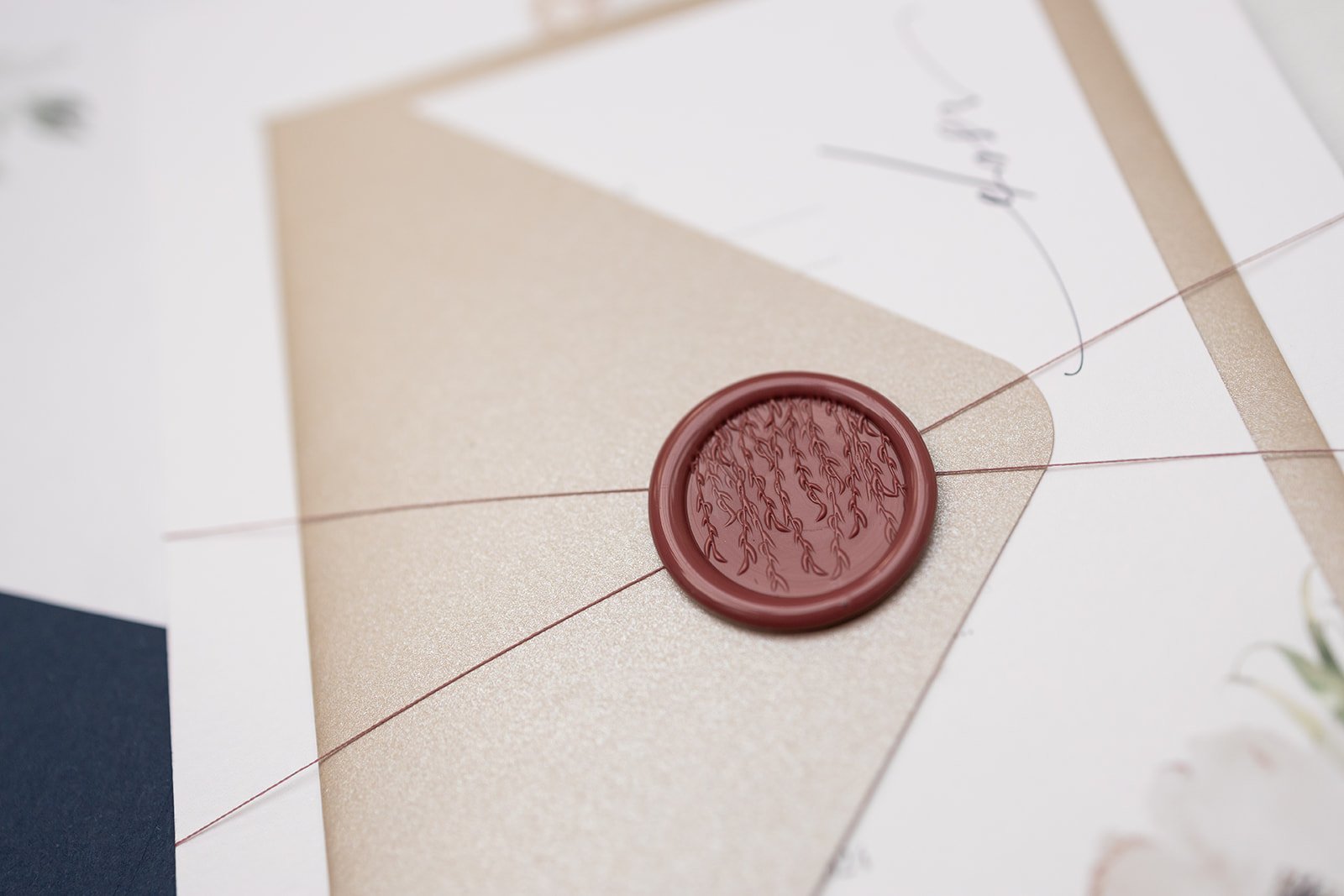 Pearlescent 'Sheen' envelope and Willow design wax seal in 'Rose'