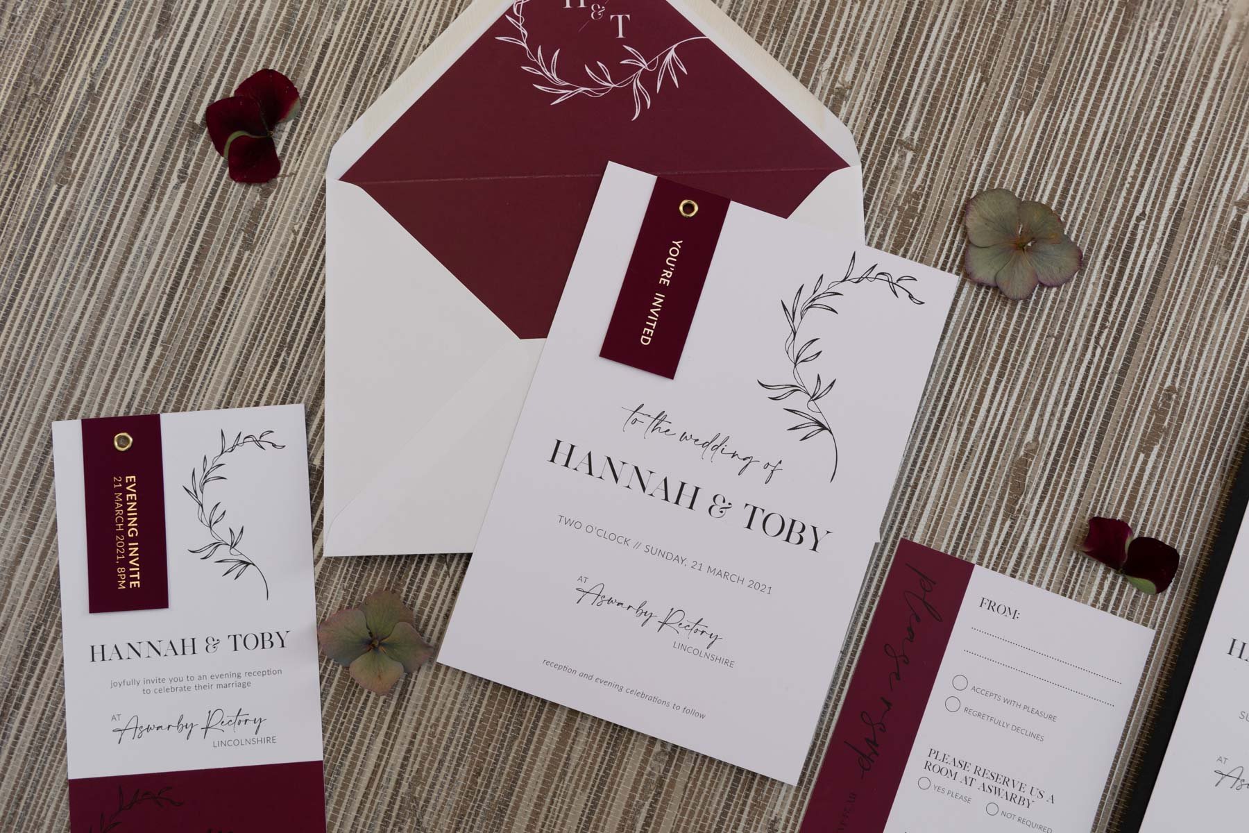Ink-and-Heart-Studio-Luxe-Burgundy-wedding-invitations-02.JPG