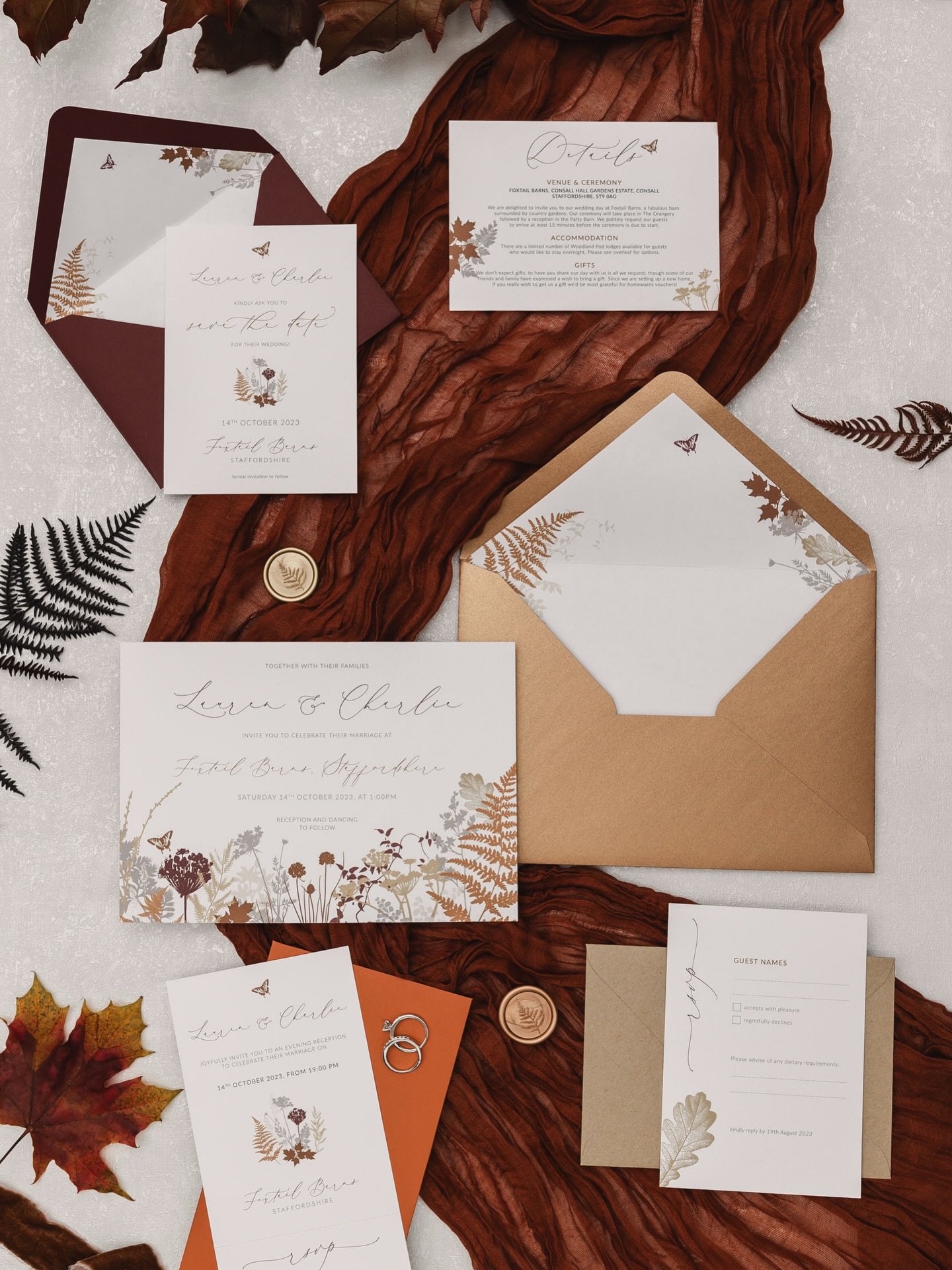 🍂✨ Fall in love with autumn&rsquo;s charm!
From rich bronze tones to deep burgundies, burnt oranges and rustic kraft, the Autumn Meadow wedding stationery collection captures the season&rsquo;s magic in every detail 💌 Whether you&rsquo;re dreaming 