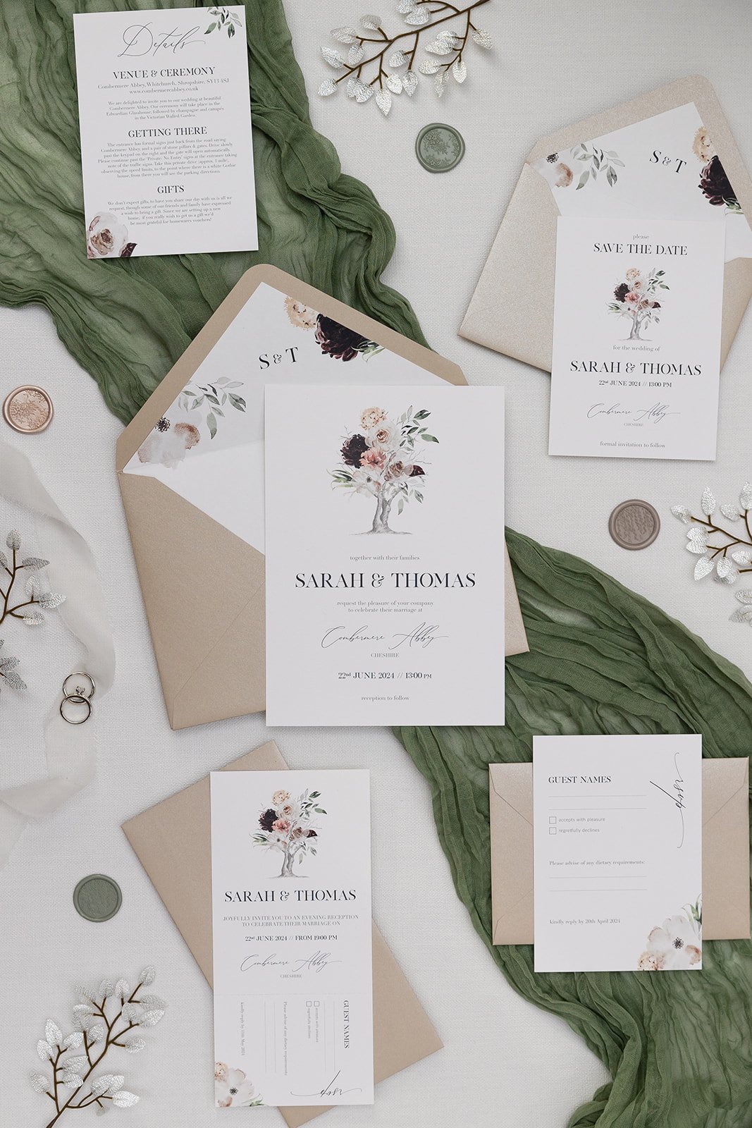 Splendour collection with pearlescent 'Sheen' envelopes