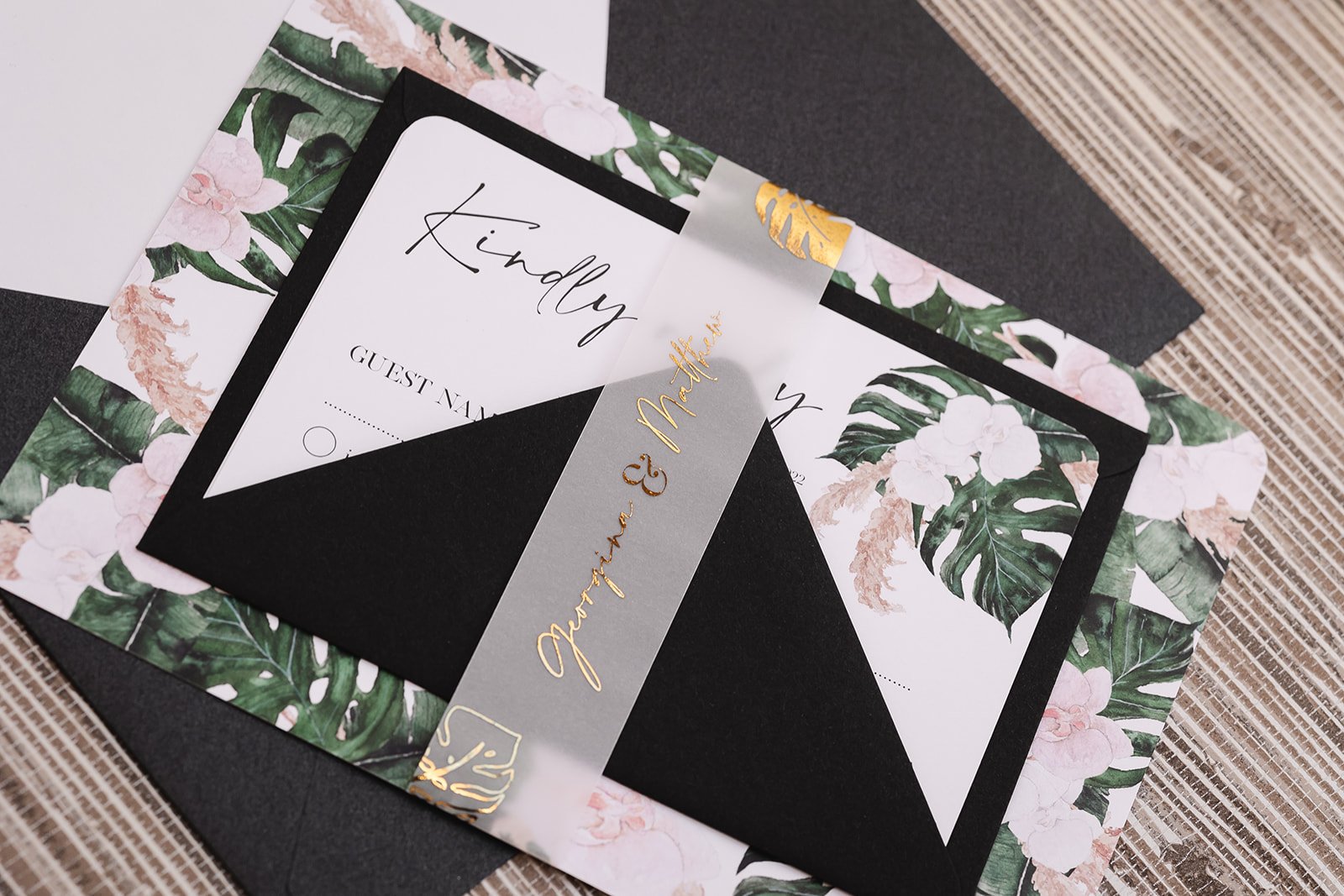 Tropical-Palms-wedding-stationery-Ink-and-Heart-17.jpg