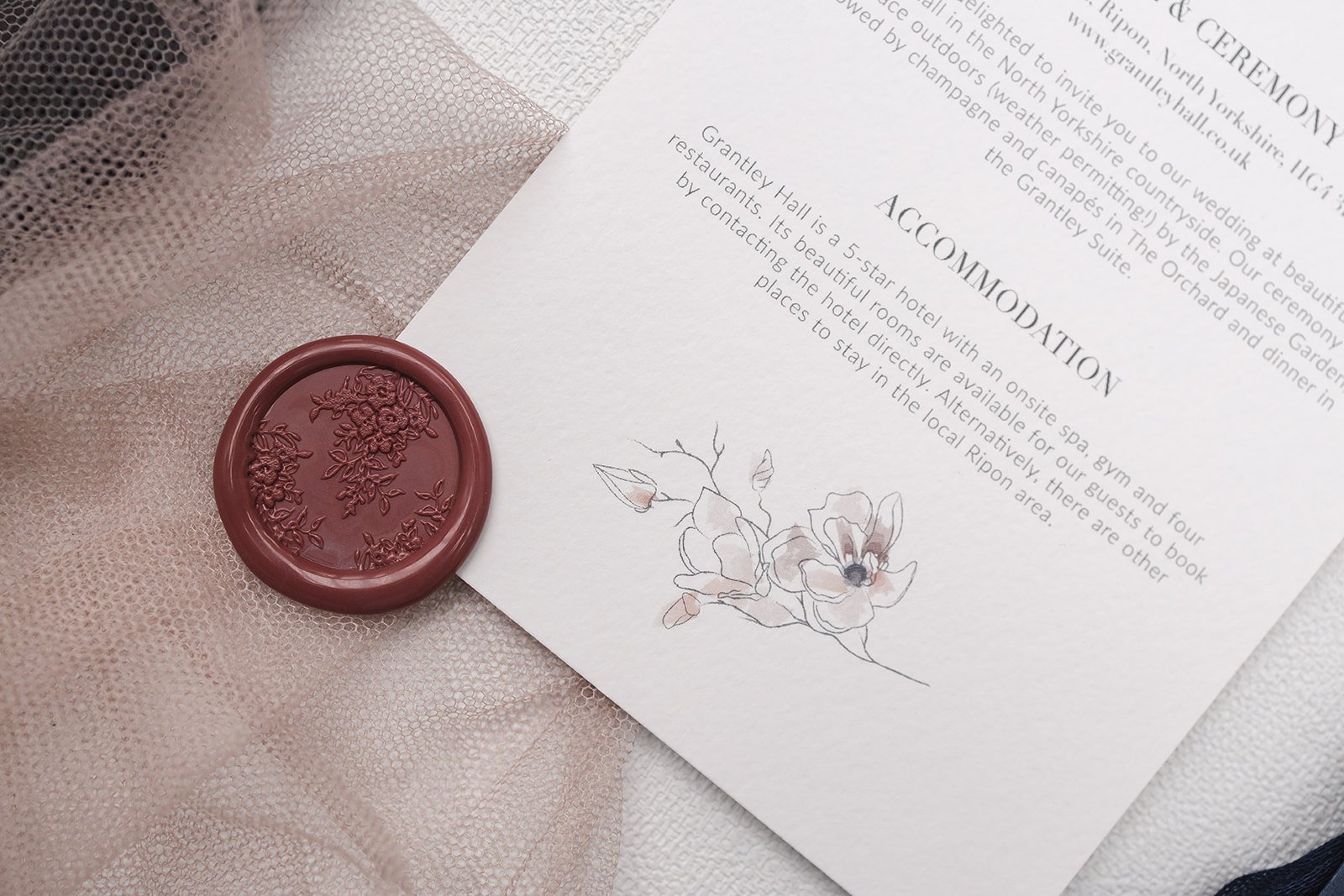 Bouquet design wax seal in 'Rose' colour
